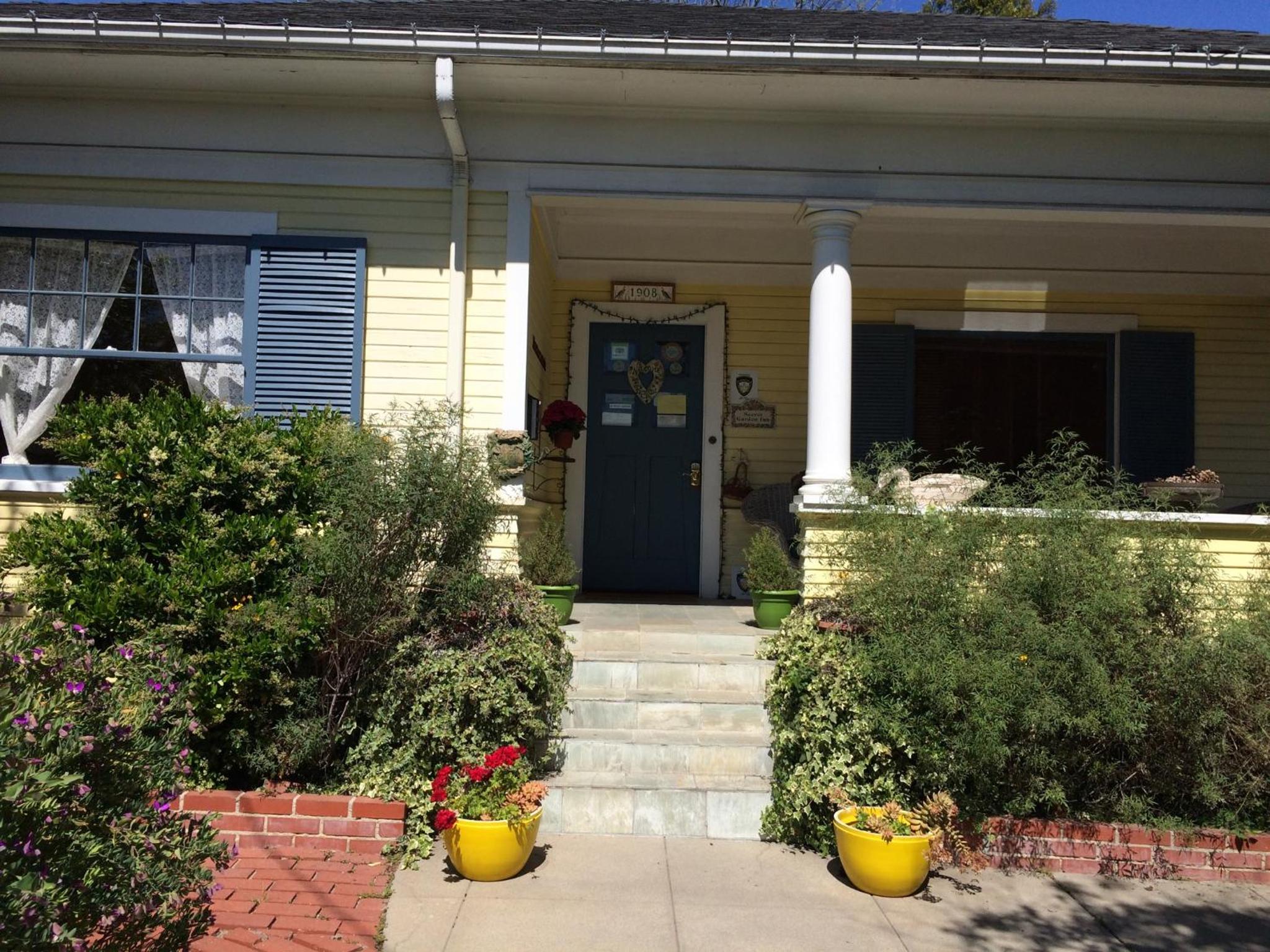 Hotel Secret Garden Inn & Cottages