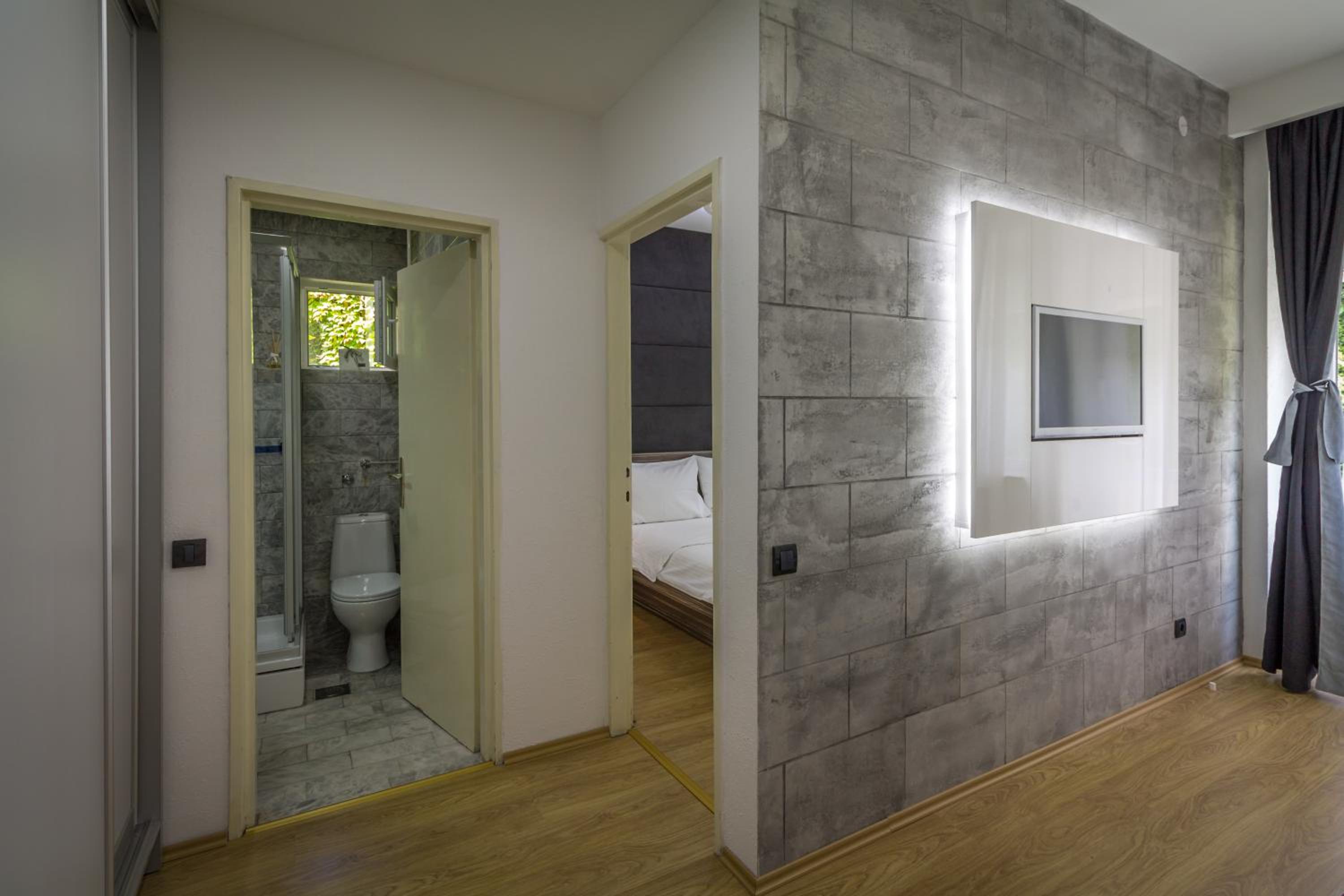 Central Park Residence