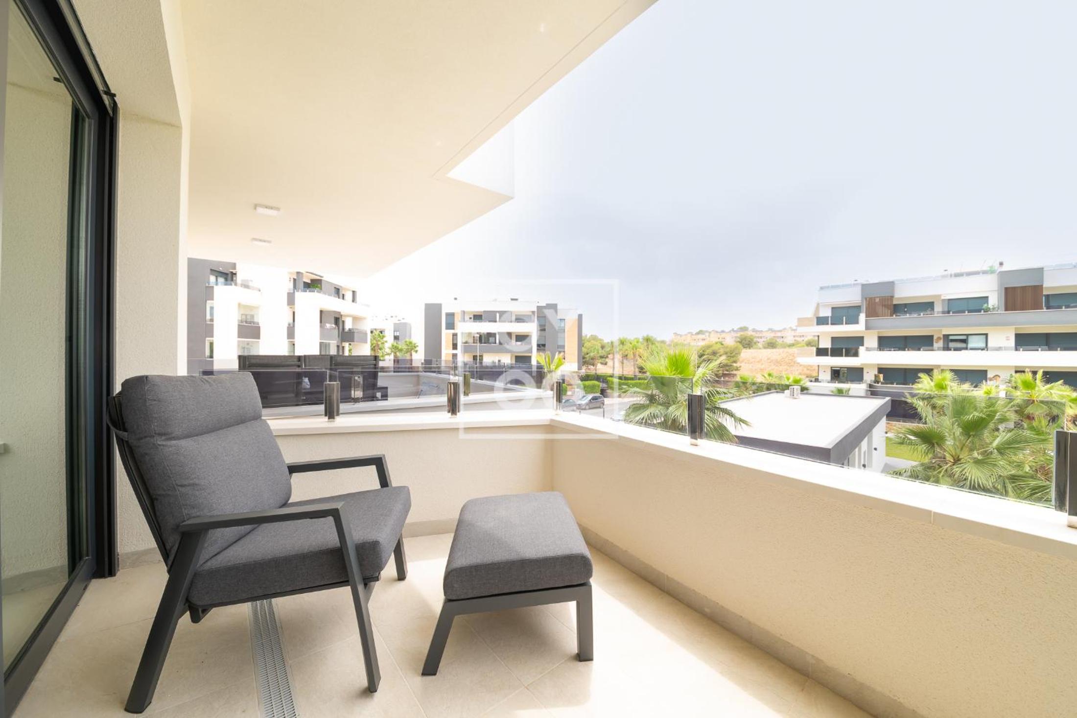 Sunrise Retreat - modern comfort and design - by Oyoostays
