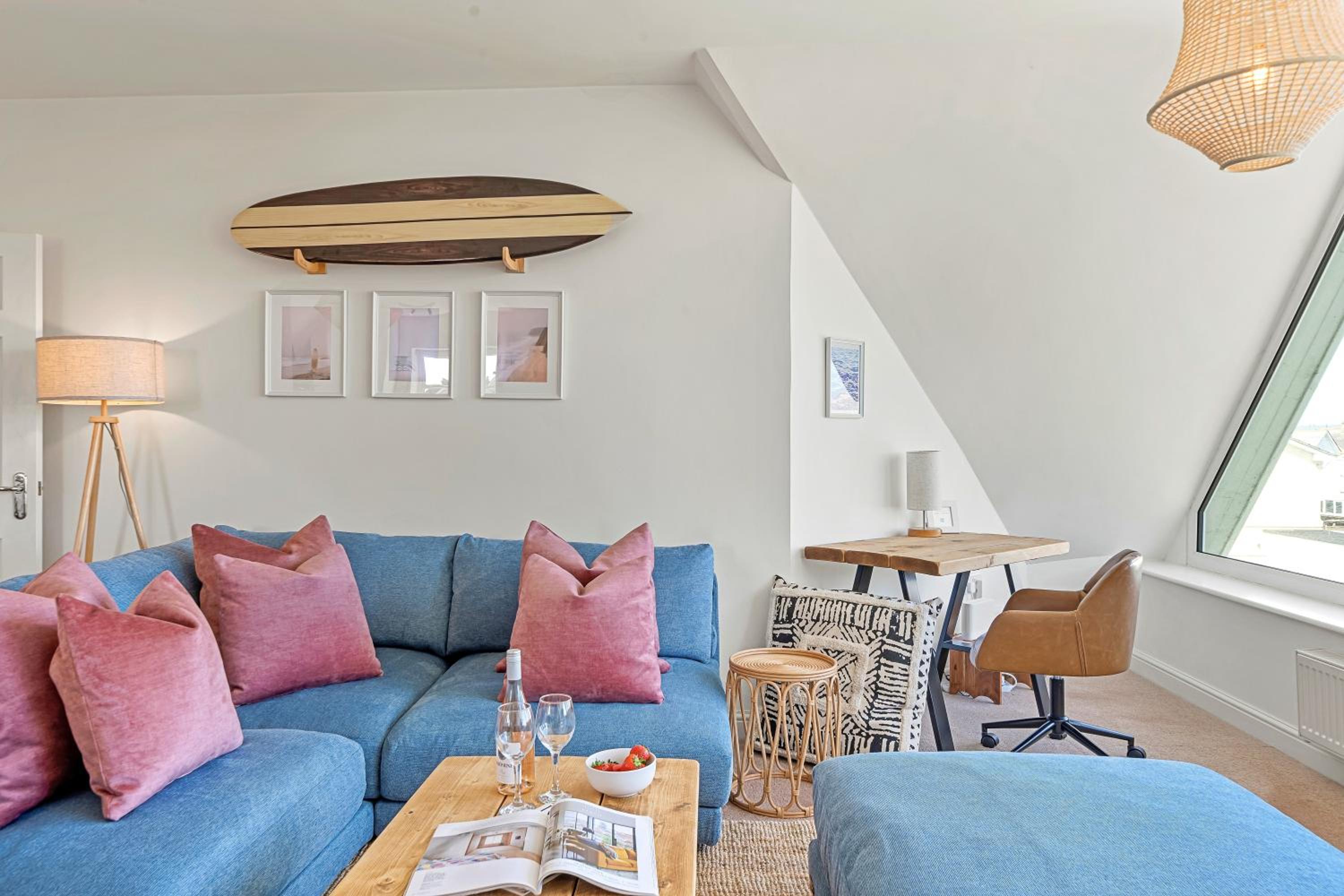 Pentire Point - Coastal Penthouse, Beaches, River & Restaurants All Within Short Walk
