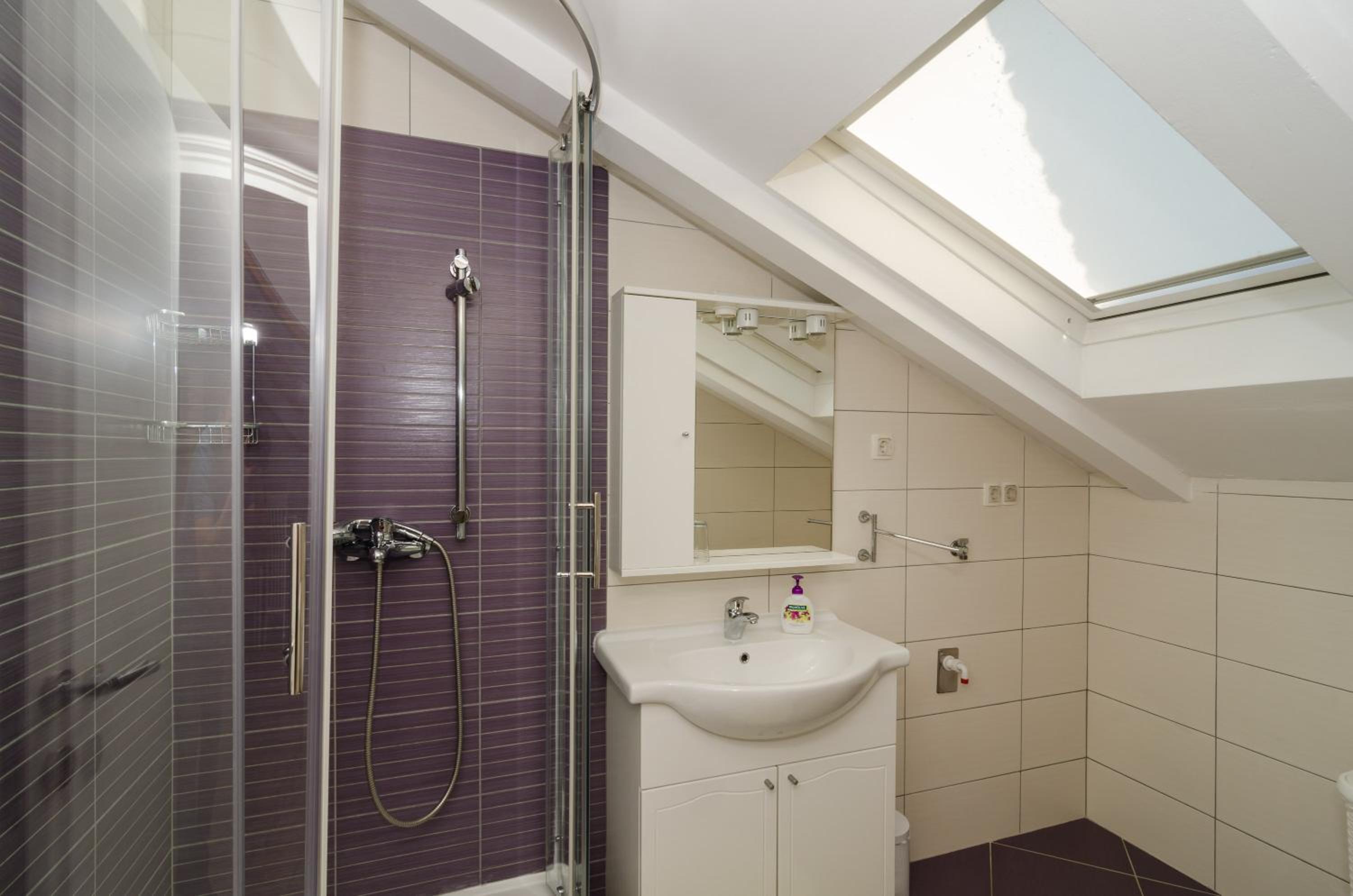 Apartments Pavle