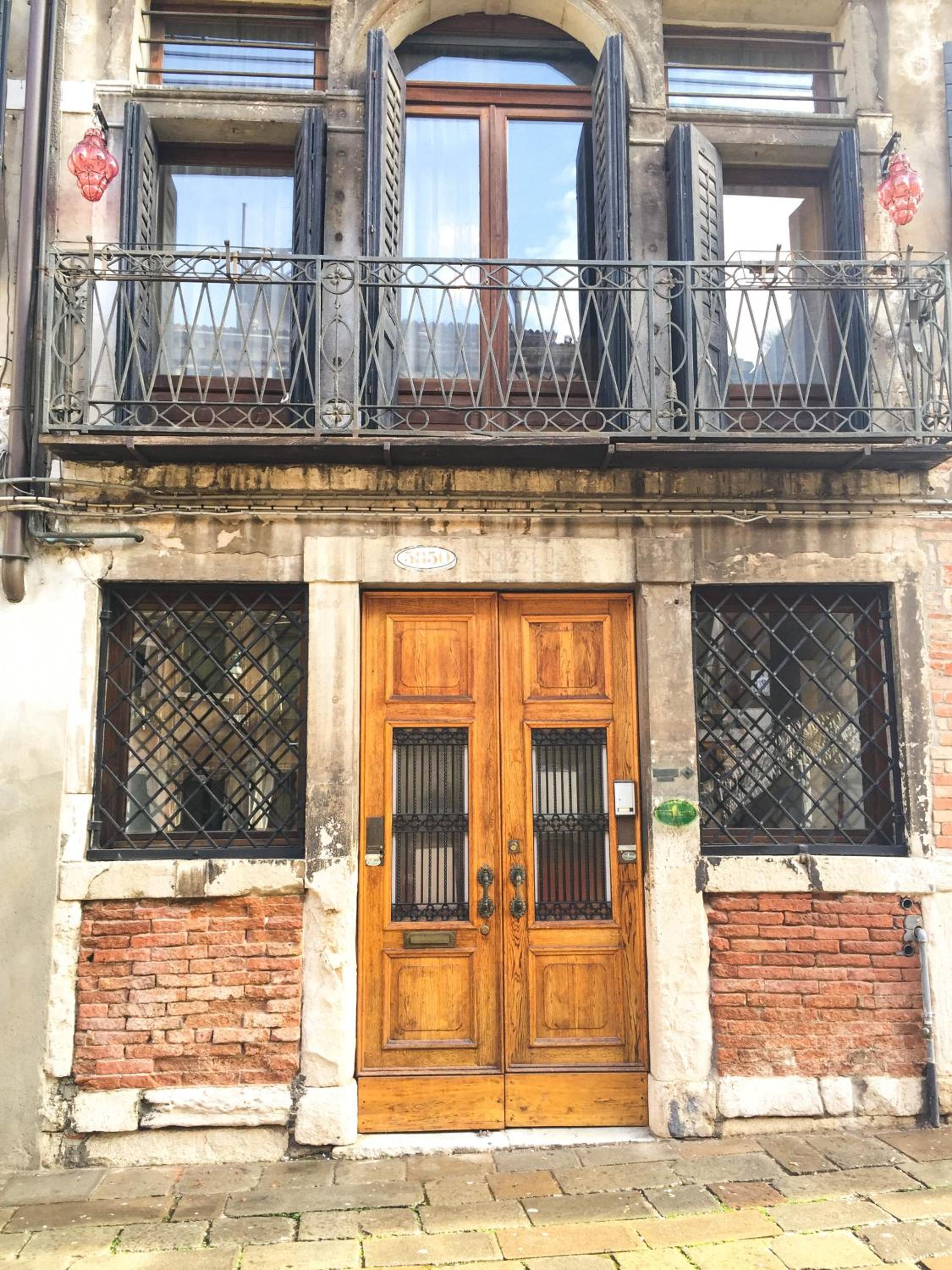 Palazzo San Firmino Historic Palace all Suite Canal View — Venice