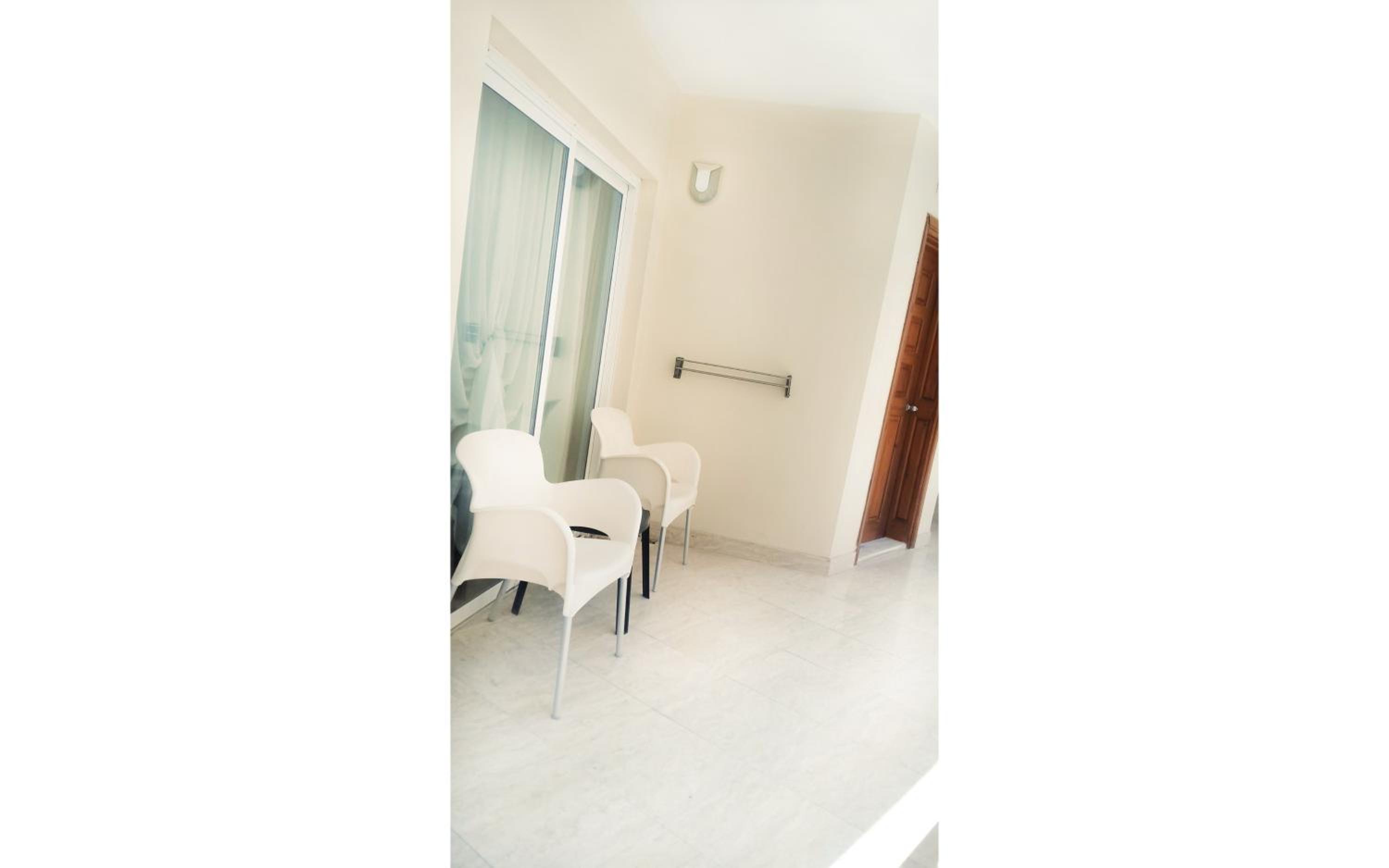 Golden Lotus Hotel - Image 82