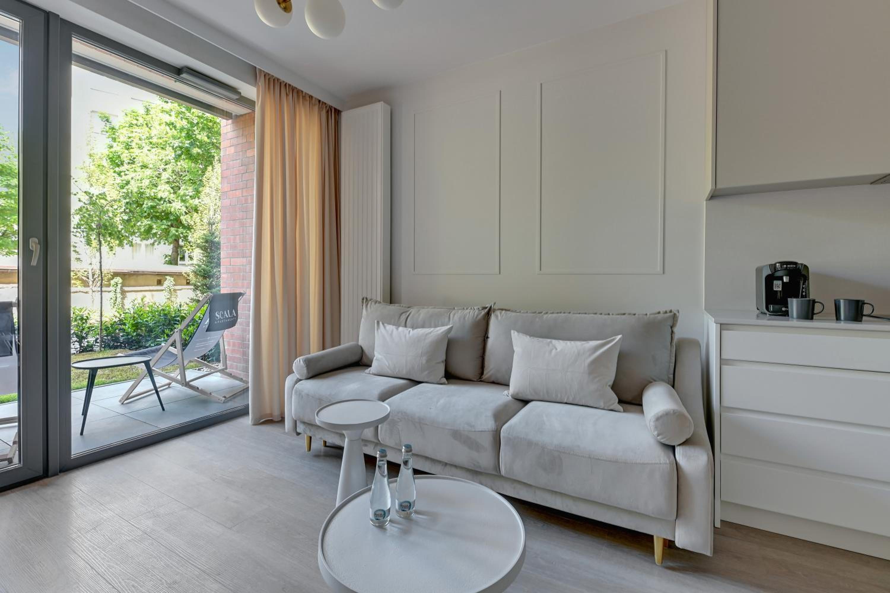 Scala City Center Premium Studios by Lion Apartments