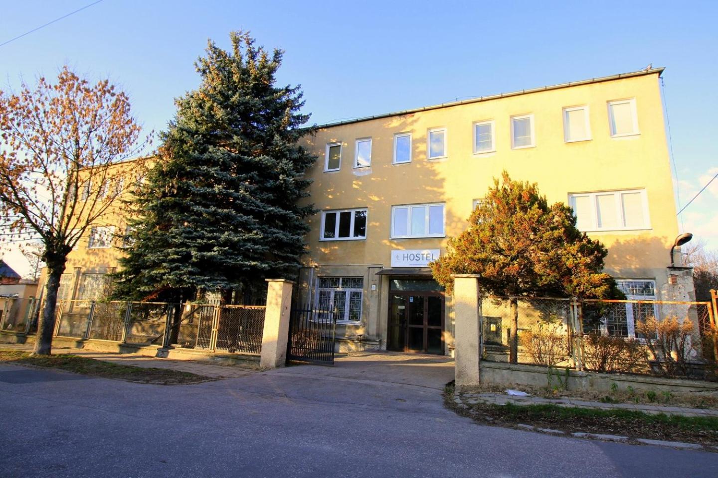 mHostel24