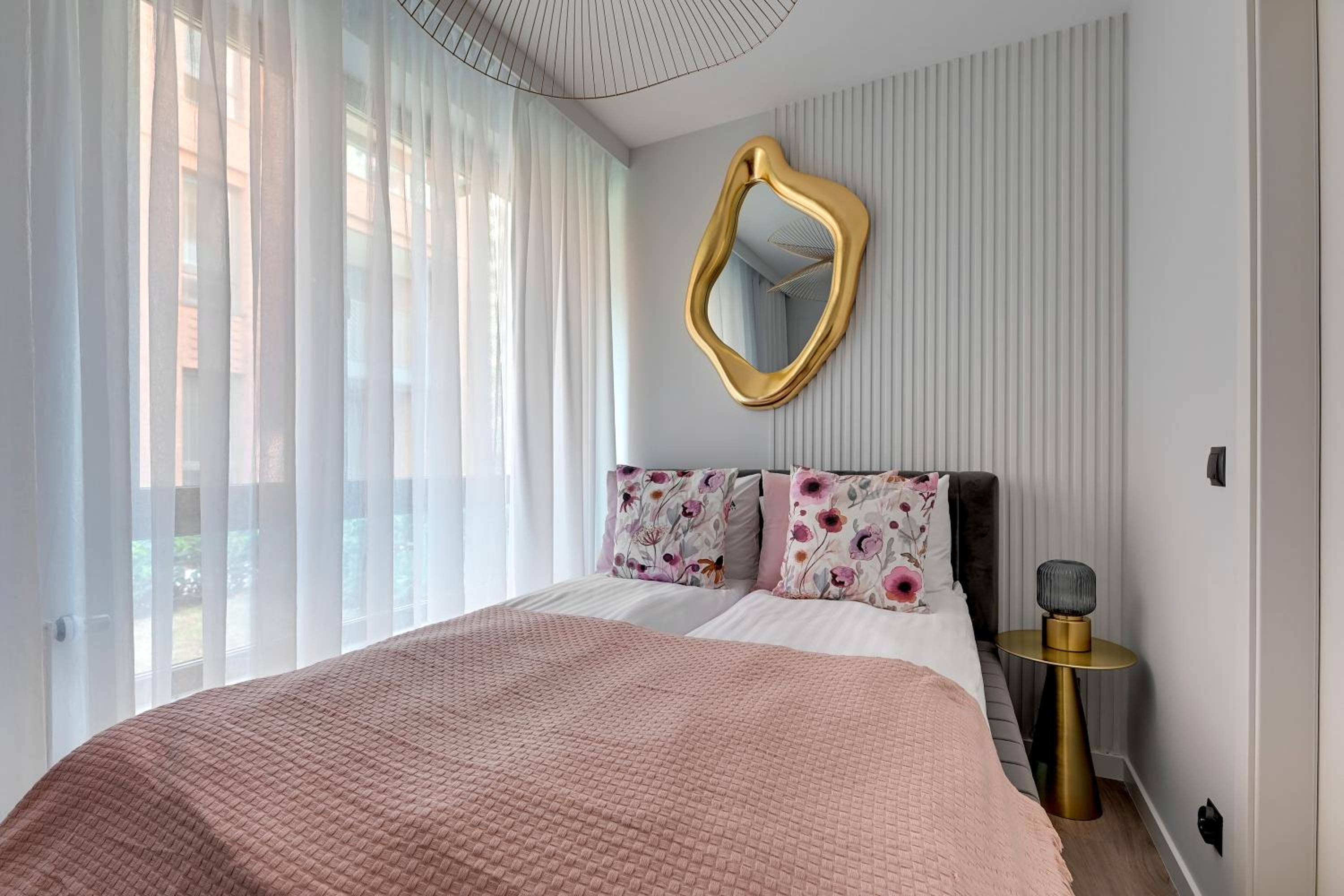 Scala Suites with Parking by Lion Apartments