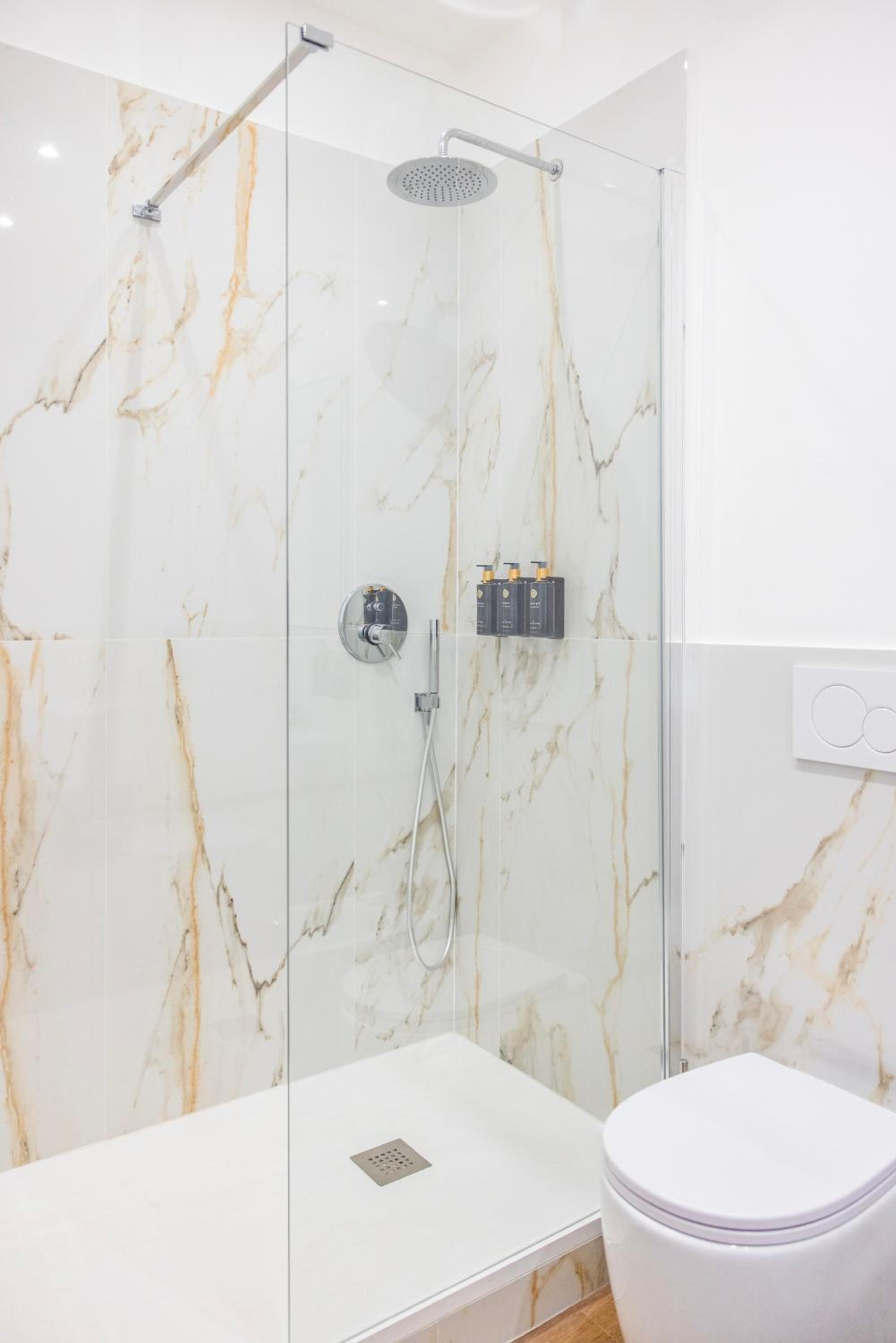 Vatican Pertusa Luxury Suites by Quinto Piano