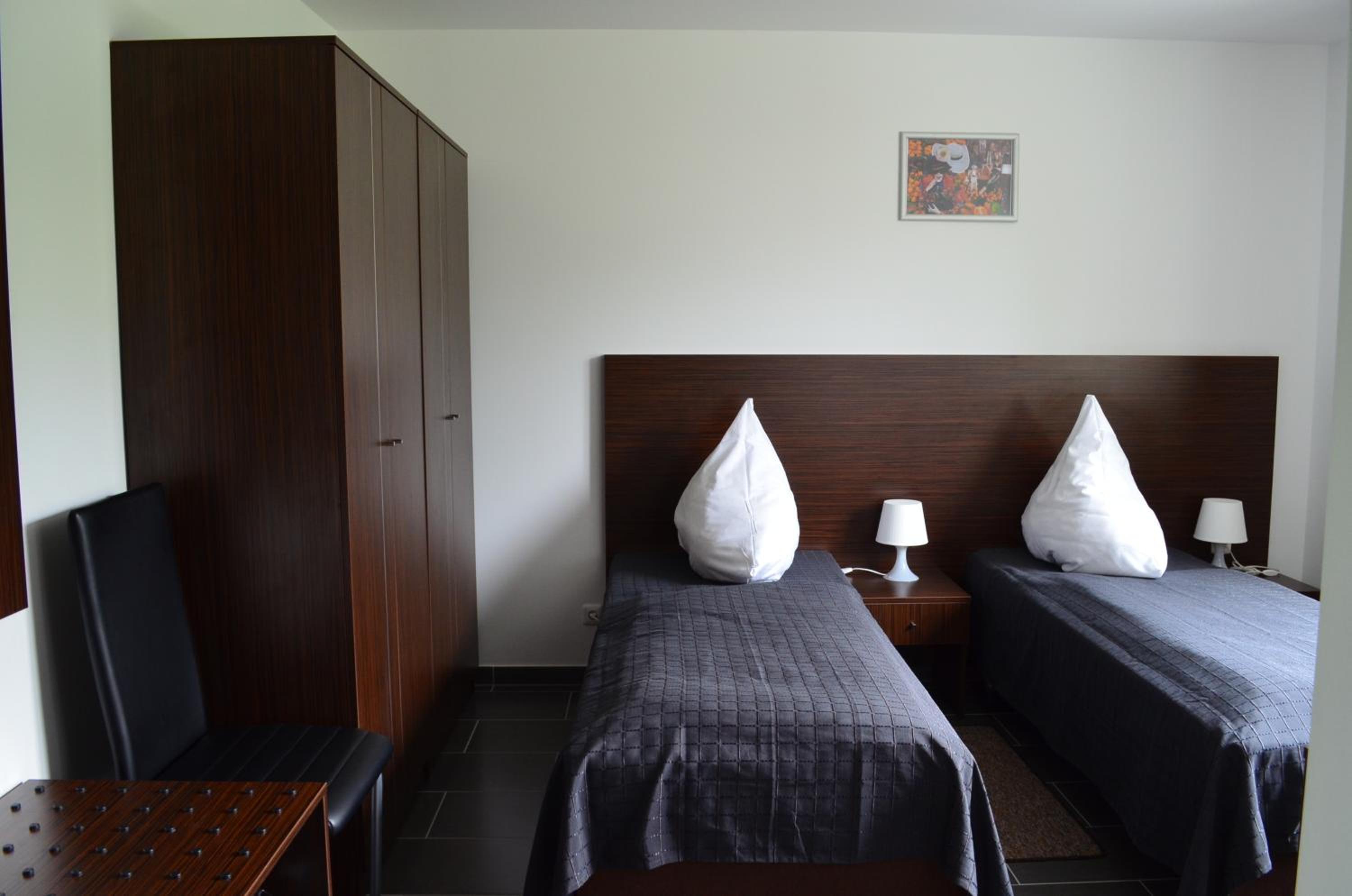 Zwei Raben Pension