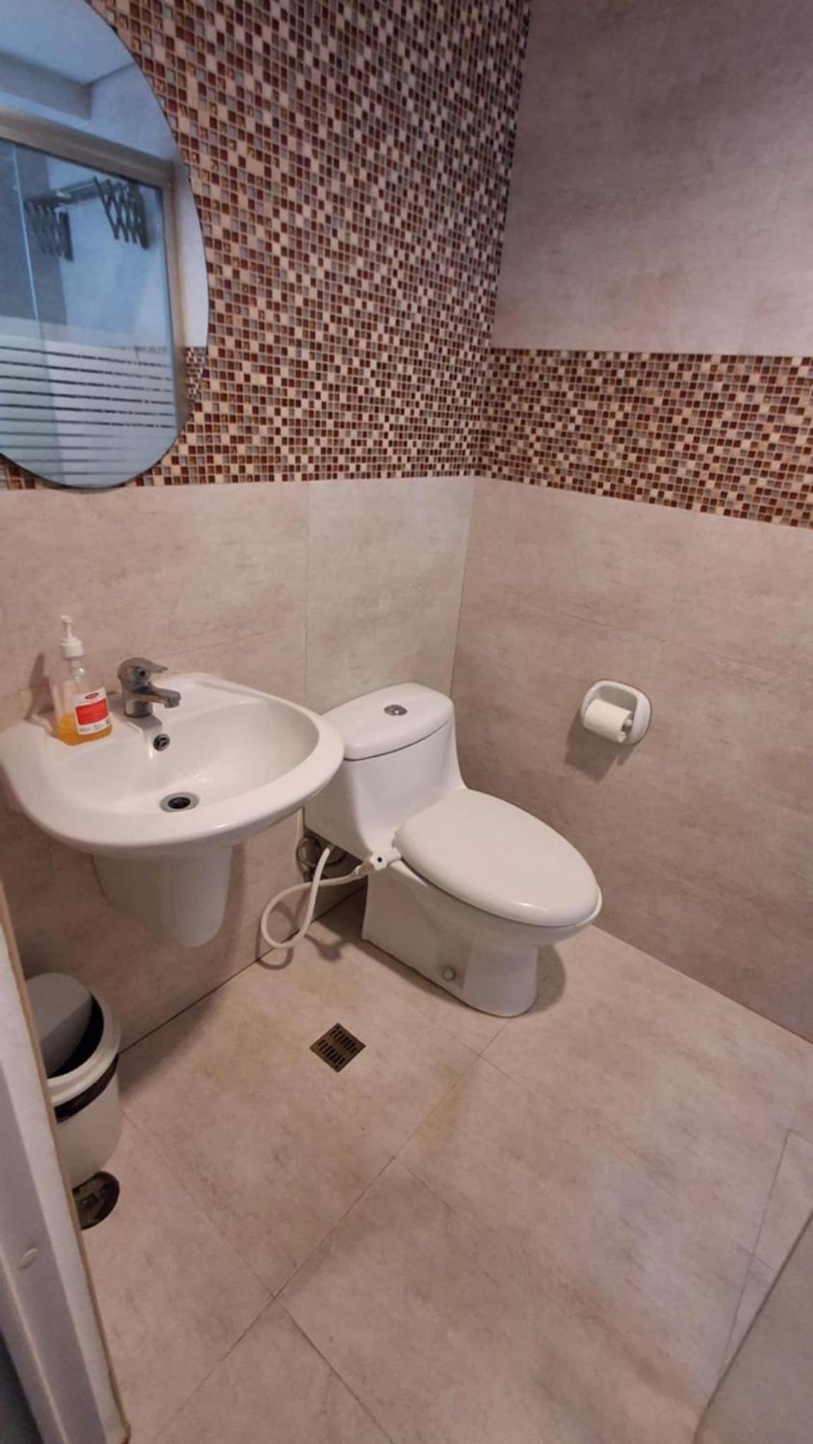 CDO Cozy 2-Bedrooms 2 Toilets View Pool and Garden beside Ayala Mall