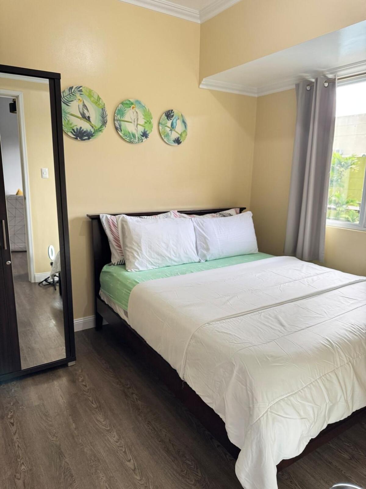 CDO Cozy 2-Bedrooms 2 Toilets View Pool and Garden beside Ayala Mall