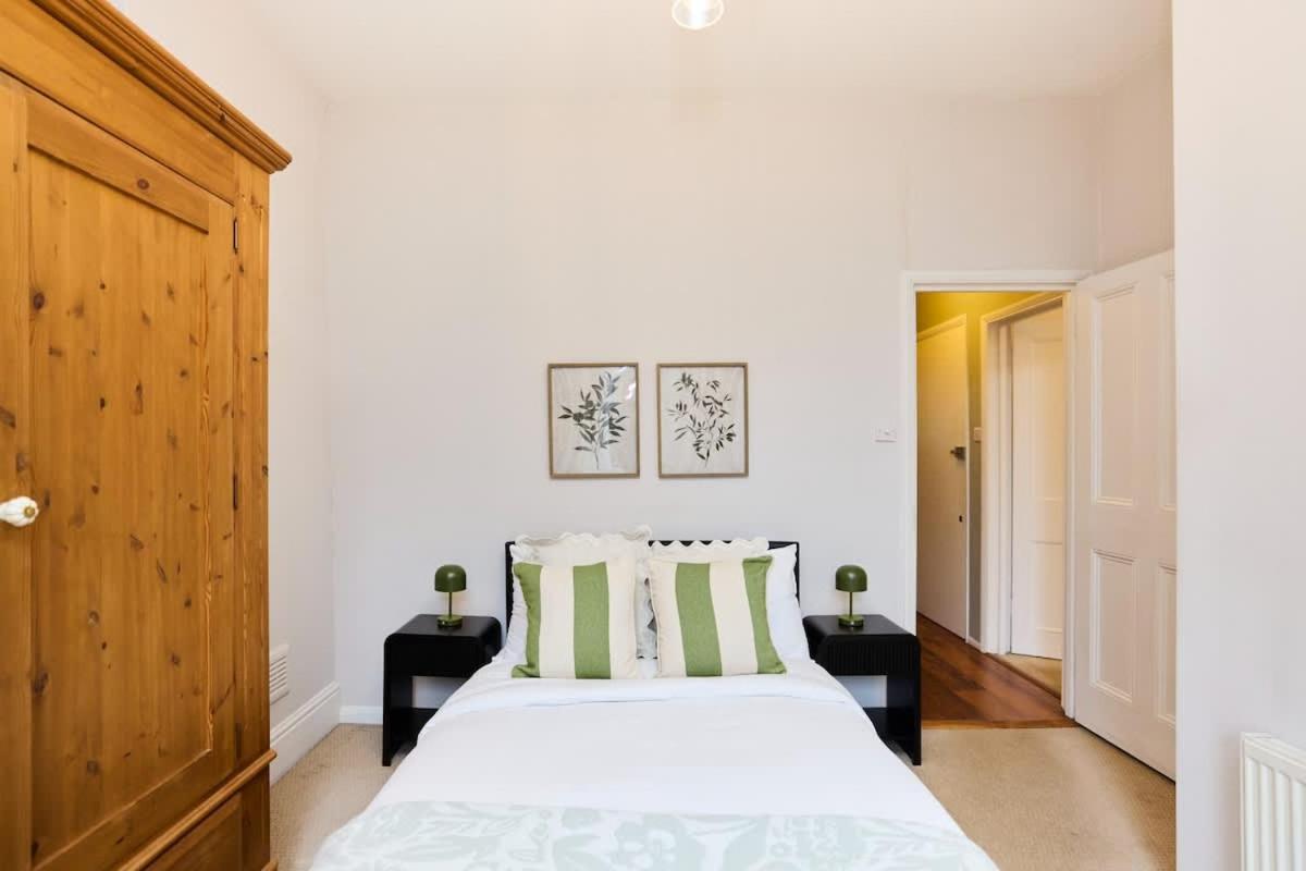 The West Hampstead Place - Inviting 2BDR Apartment