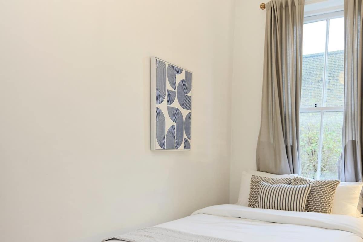 The West Hampstead Place - Inviting 2BDR Apartment