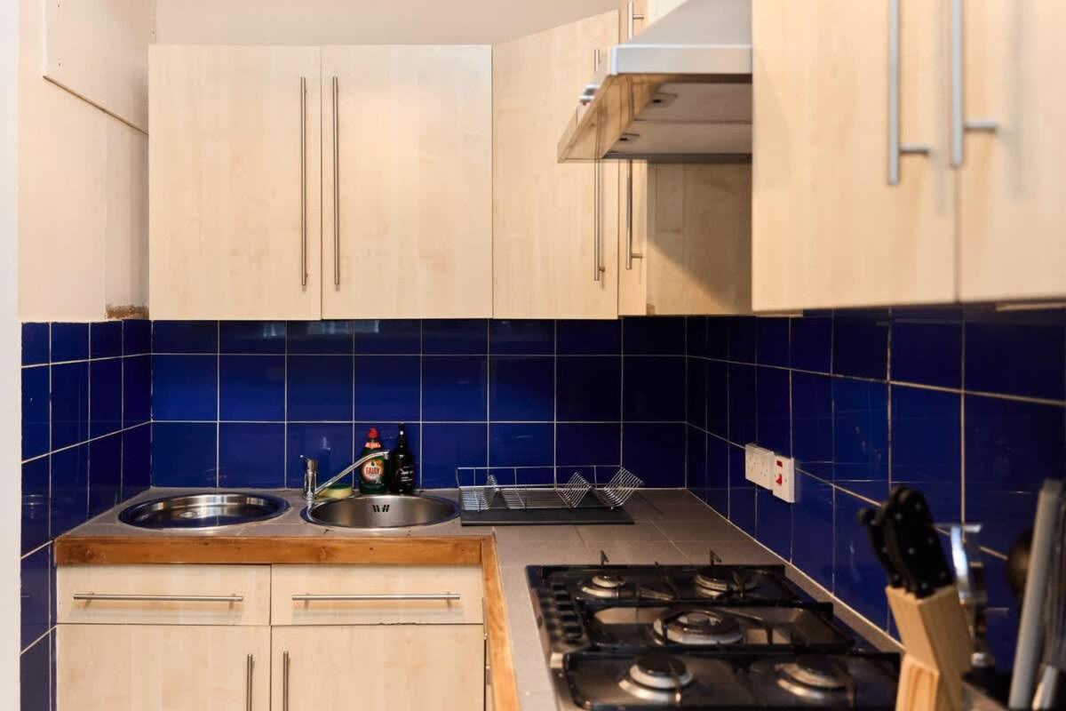 The West Hampstead Place - Inviting 2BDR Apartment