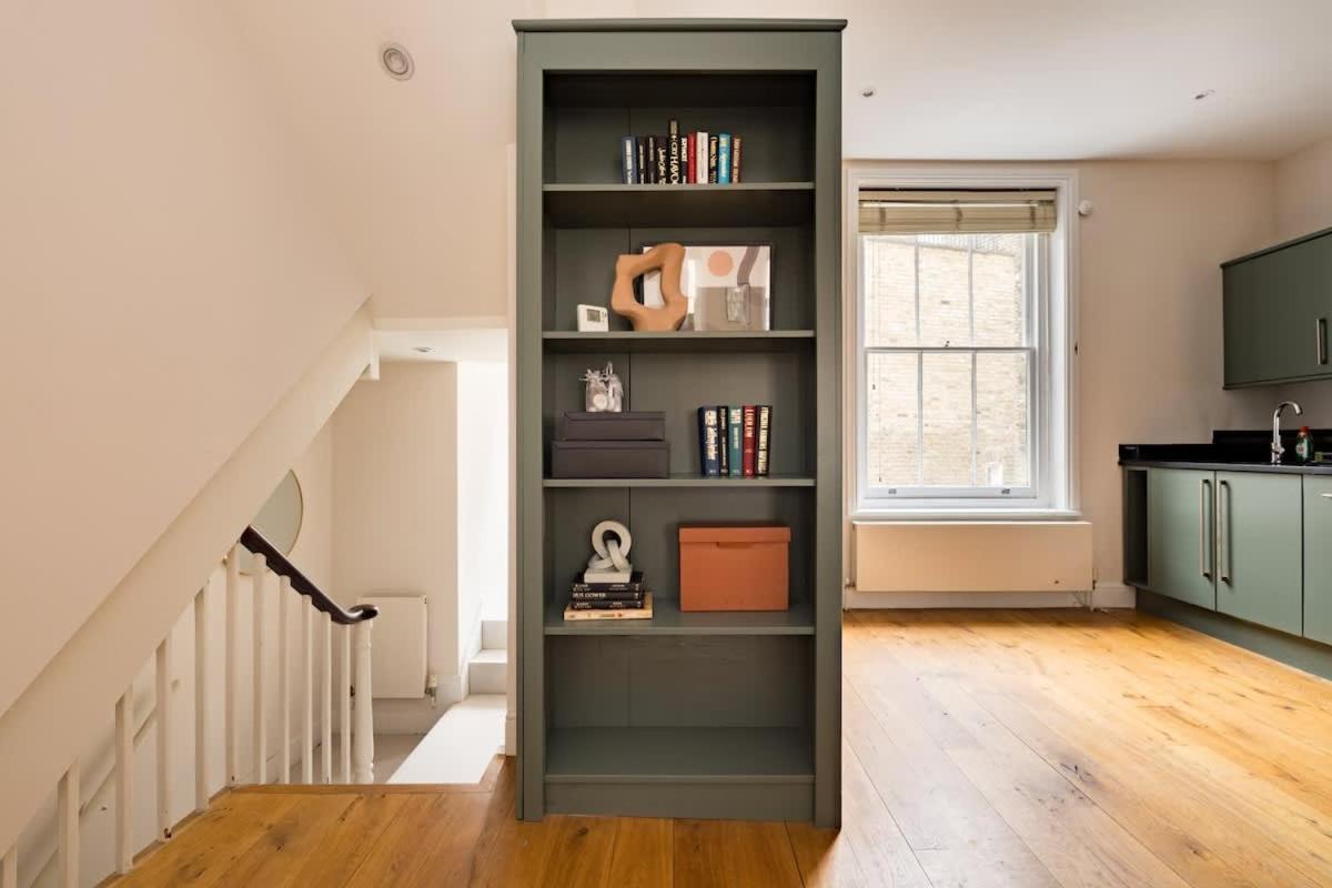 The Chelsea Nest - Stylish 2BDR with Balcony