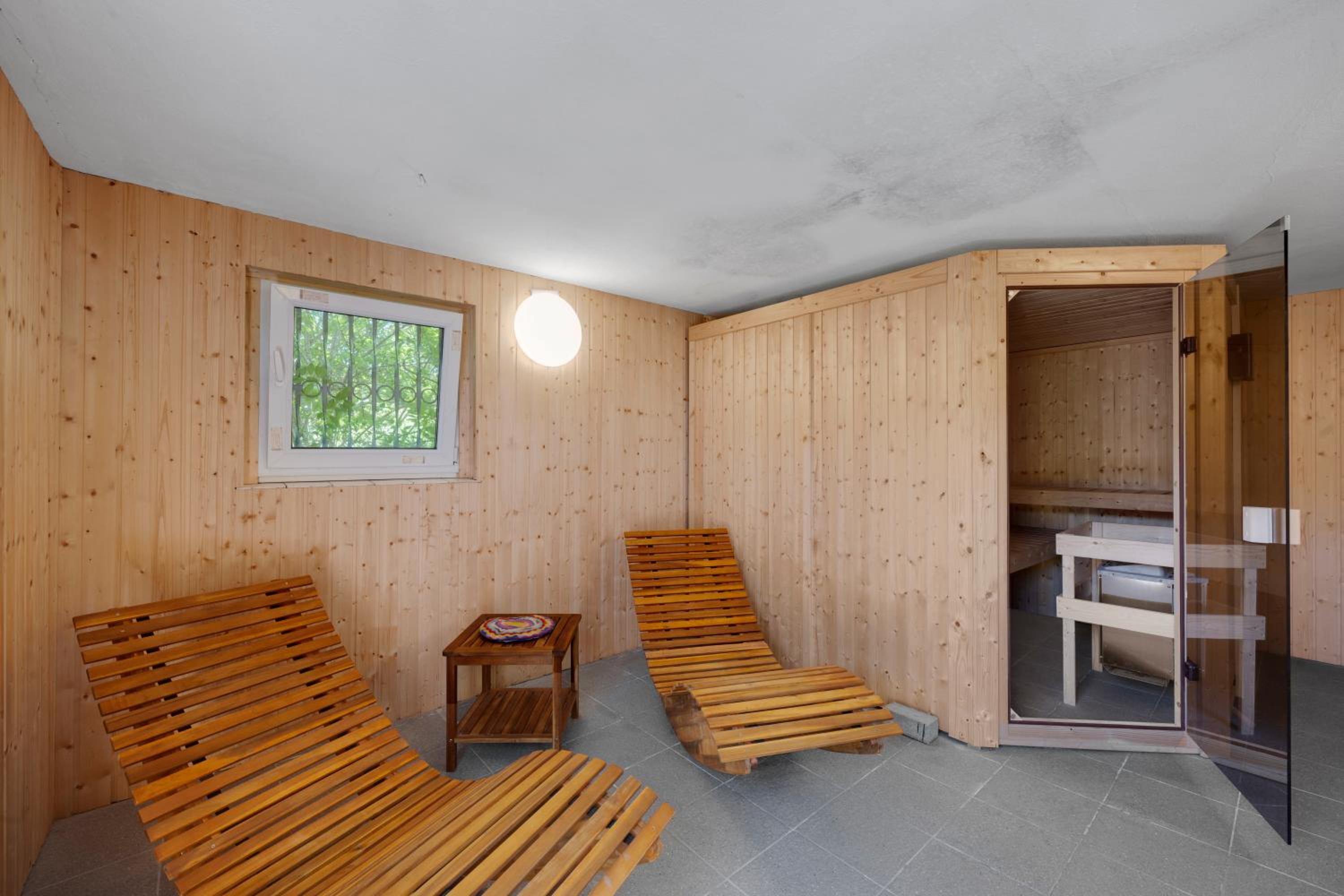 Guesthouse Niederschlag - Sauna & BBQ im Erzgebirge