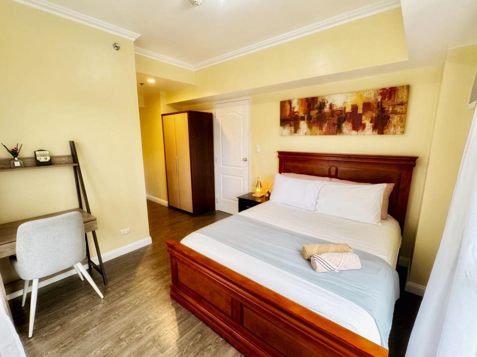 CDO Cozy 2-Bedrooms 2 Toilets View Pool and Garden beside Ayala Mall