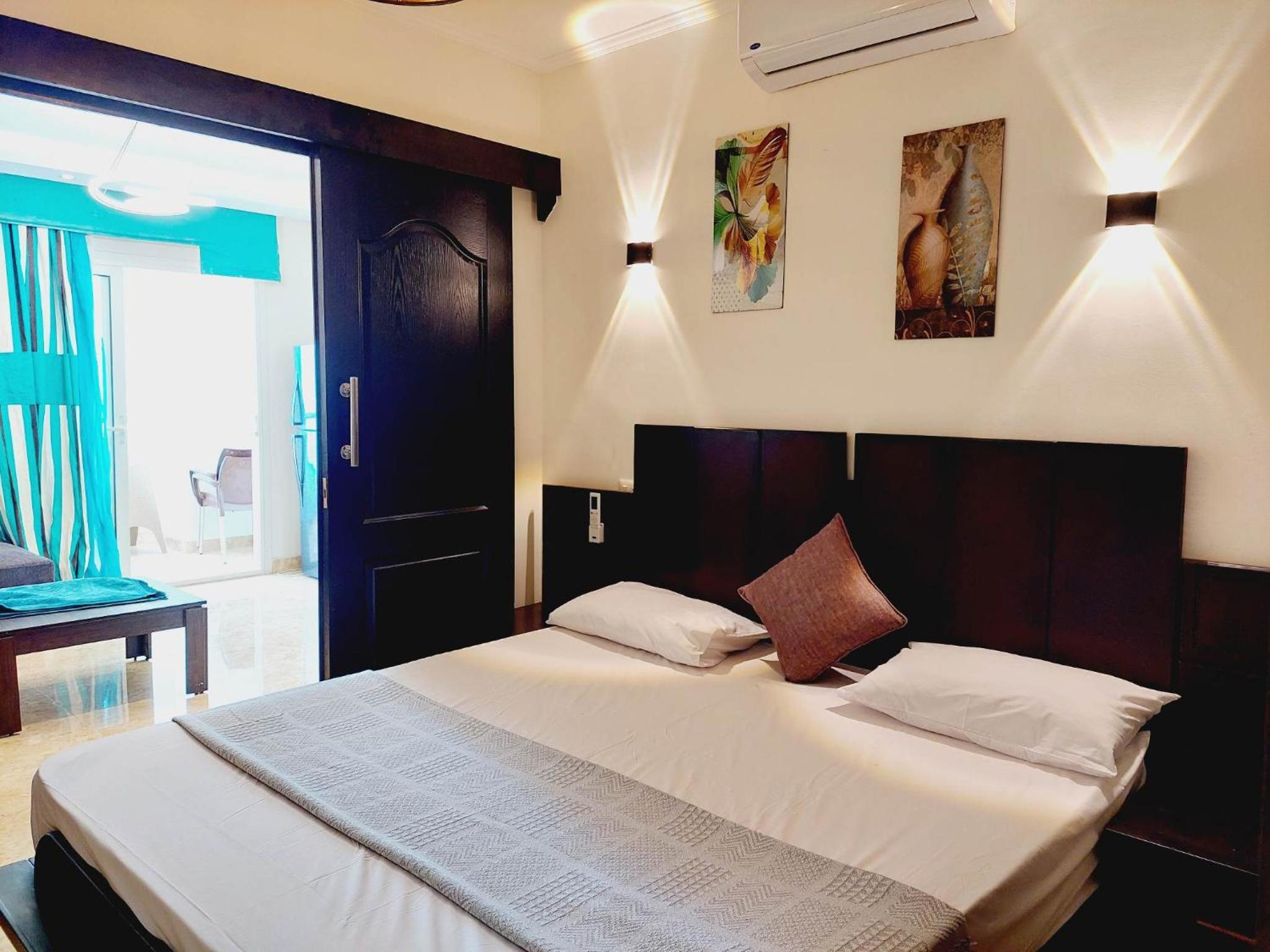 Two-Bedroom Apartment with Sea View - Porto Marina North Cost, Coastal Panorama