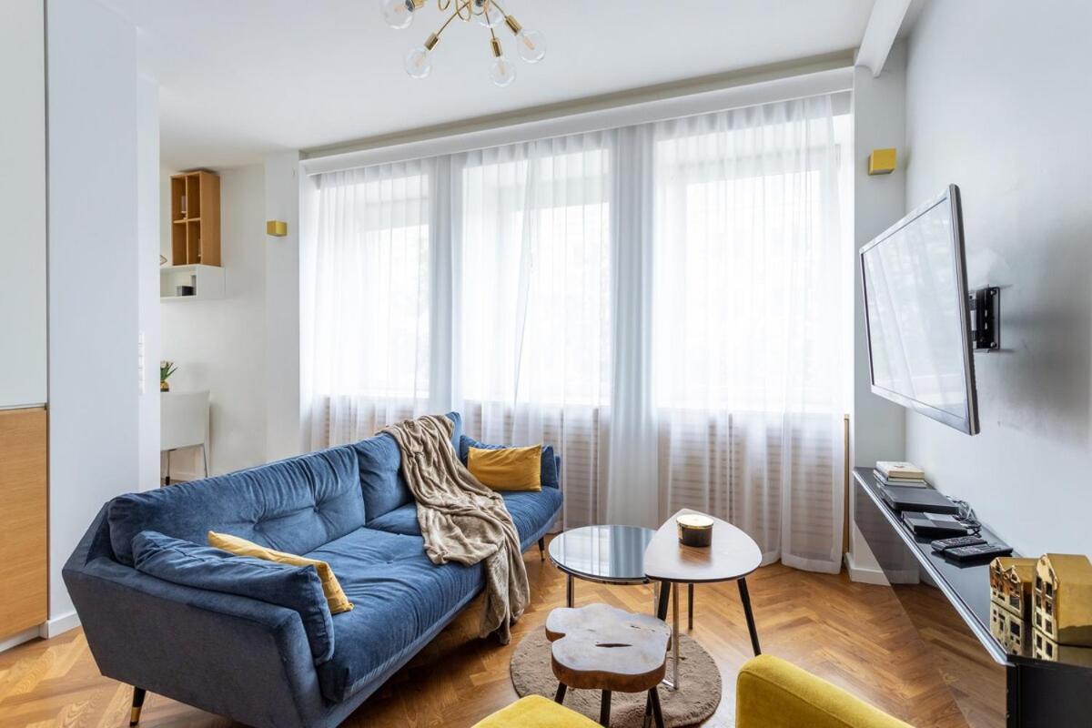 Urban Apartaments - Great Location - City Center - Zurawia
