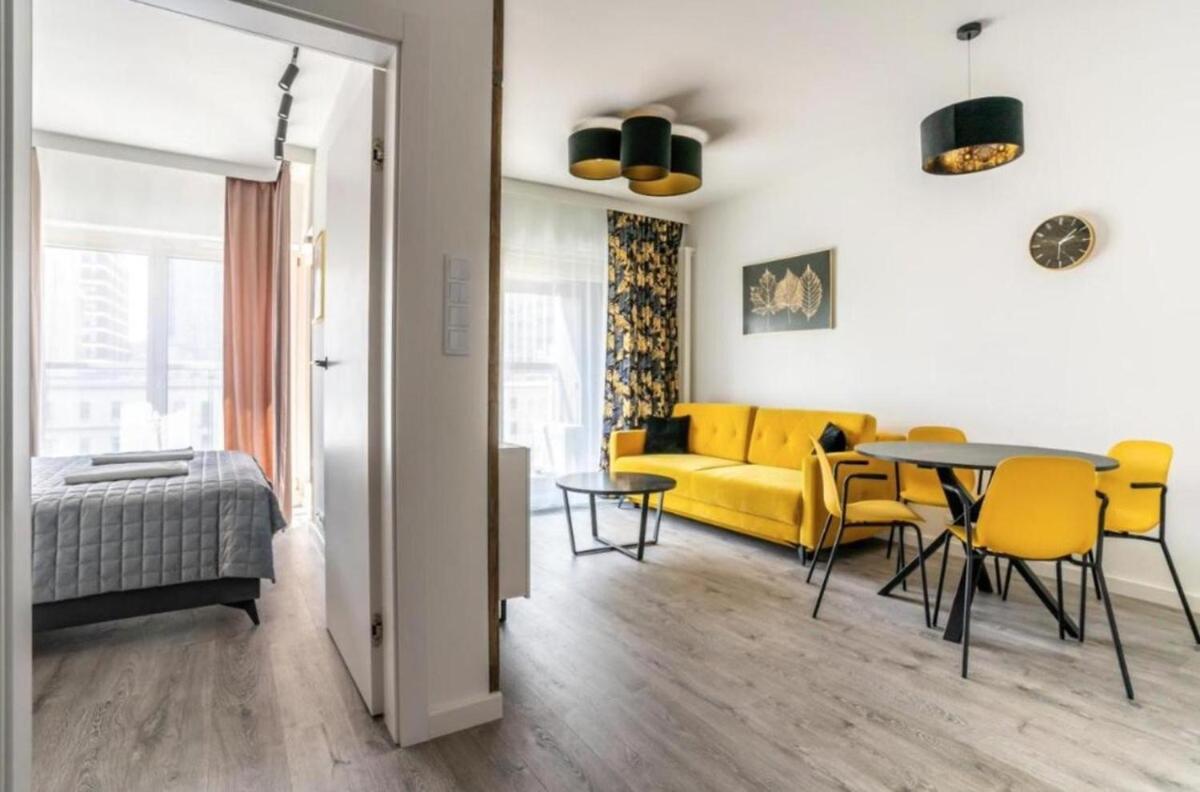 Golden Apartments- Mennica Residence, 1-Bedroom in City Center #306