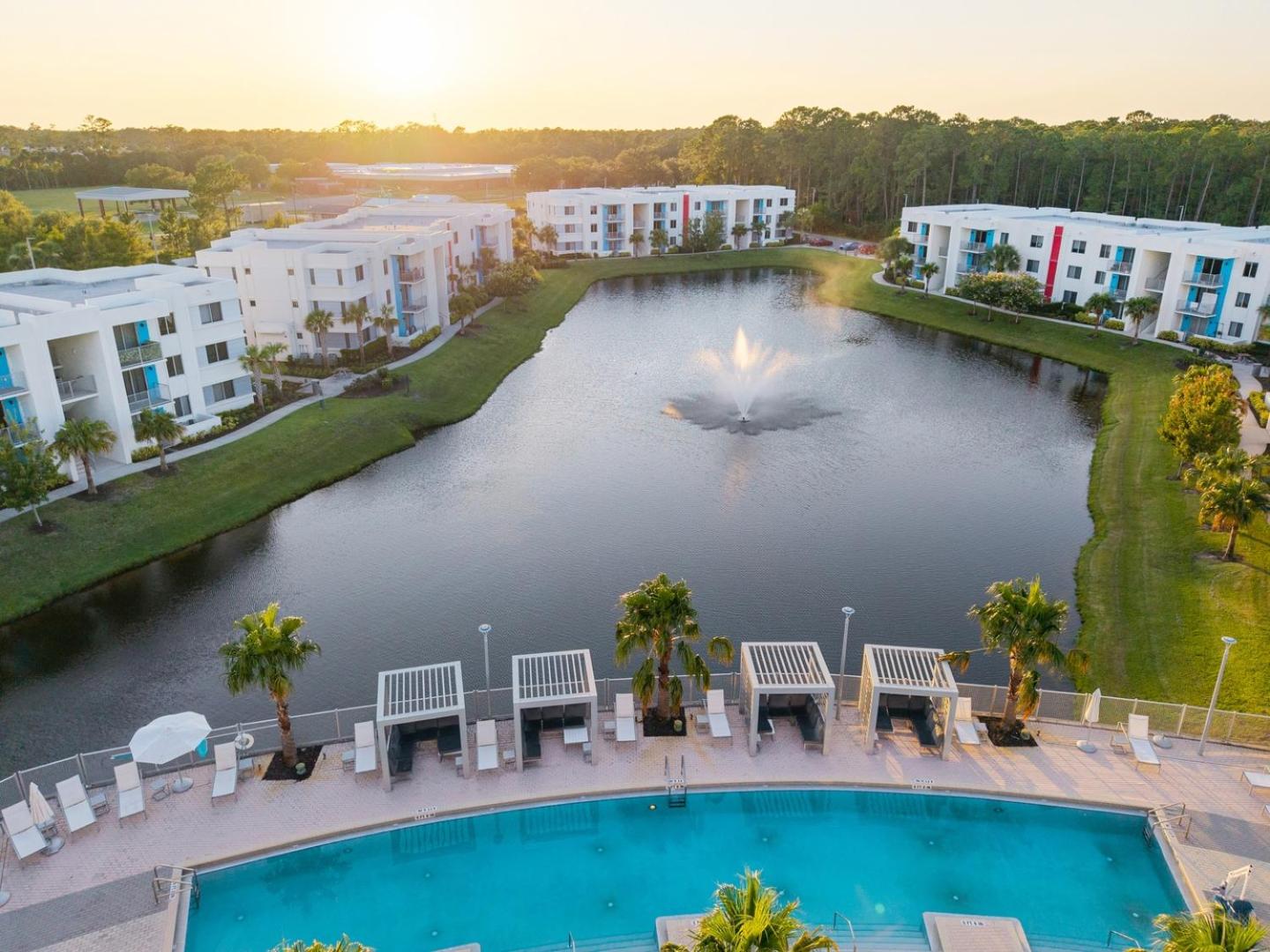 Spacious 3BR | Pool, Gym, Near Beach & Speedway