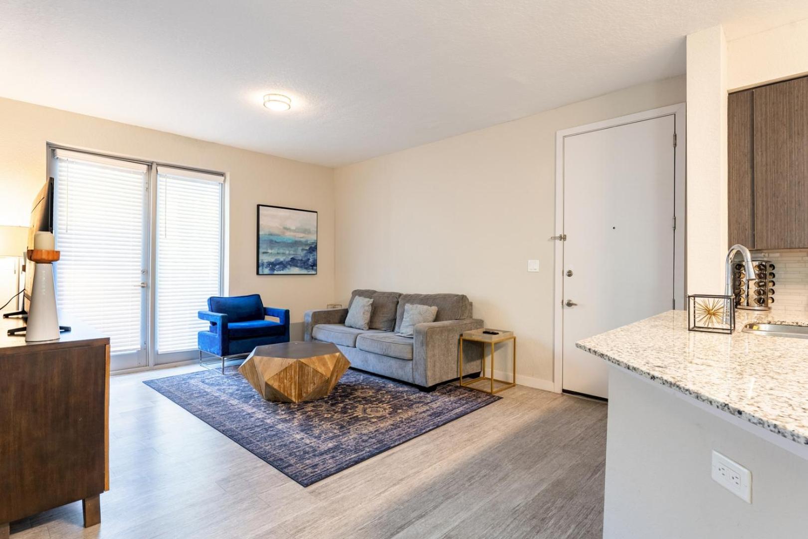 Spacious 3BR | Pool, Gym, Near Beach & Speedway