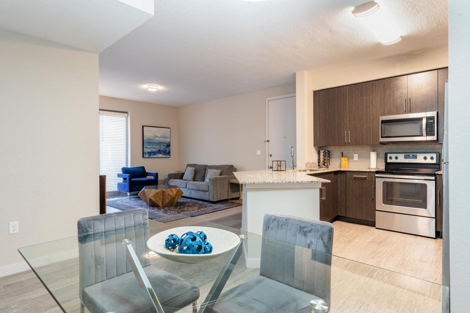 Spacious 3BR | Pool, Gym, Near Beach & Speedway