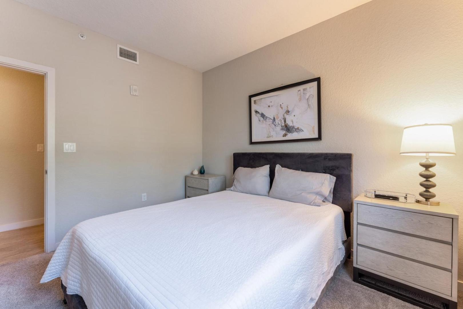 Spacious 3BR | Pool, Gym, Near Beach & Speedway