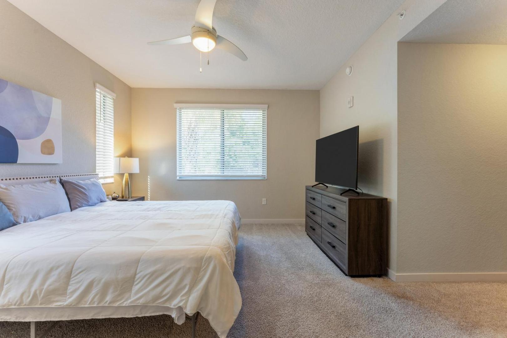 Spacious 3BR | Pool, Gym, Near Beach & Speedway