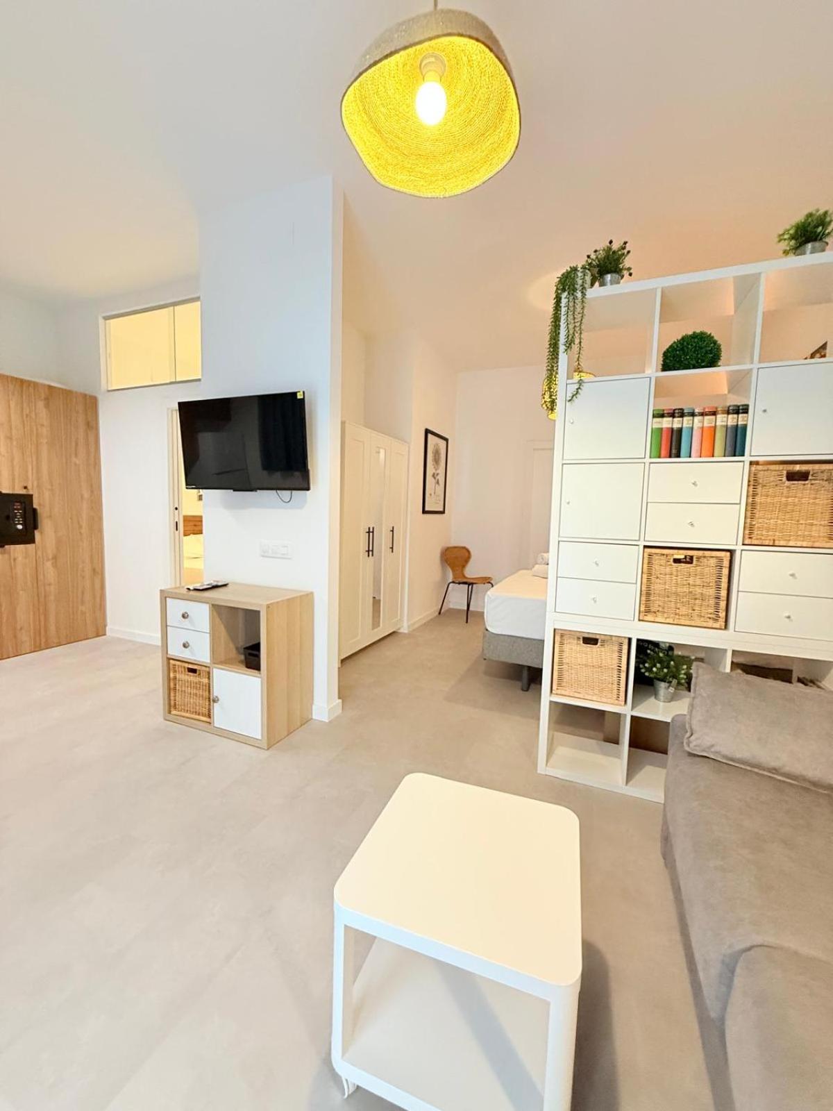 Travel Habitat Oceanografic Suites
