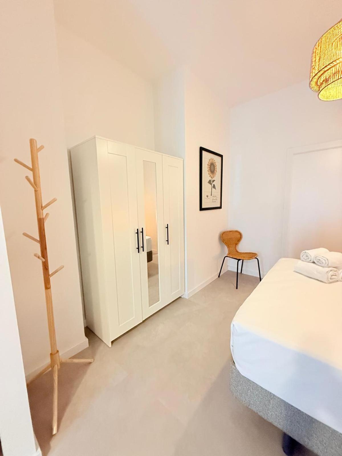 Travel Habitat Oceanografic Suites