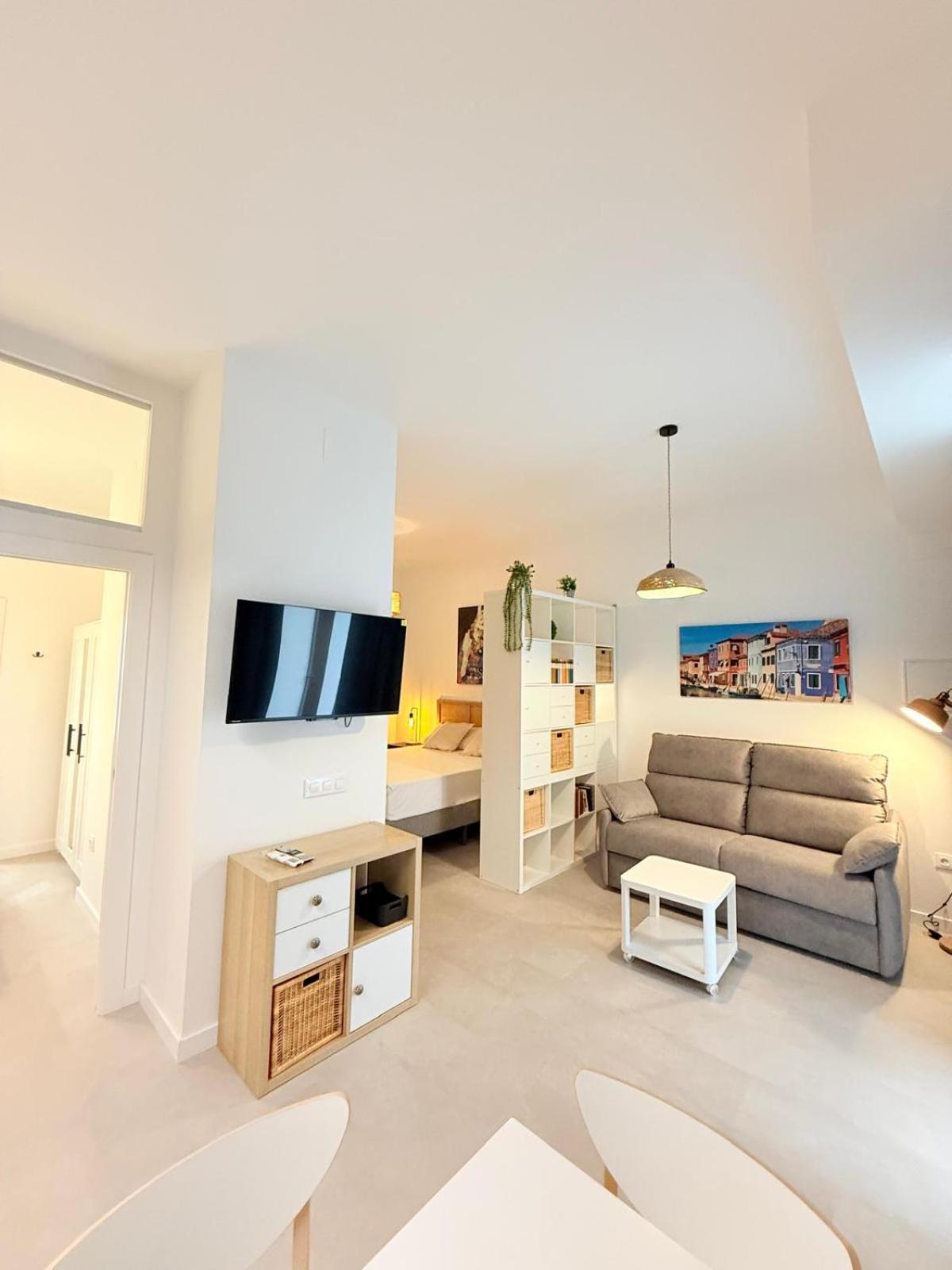 Travel Habitat Oceanografic Suites