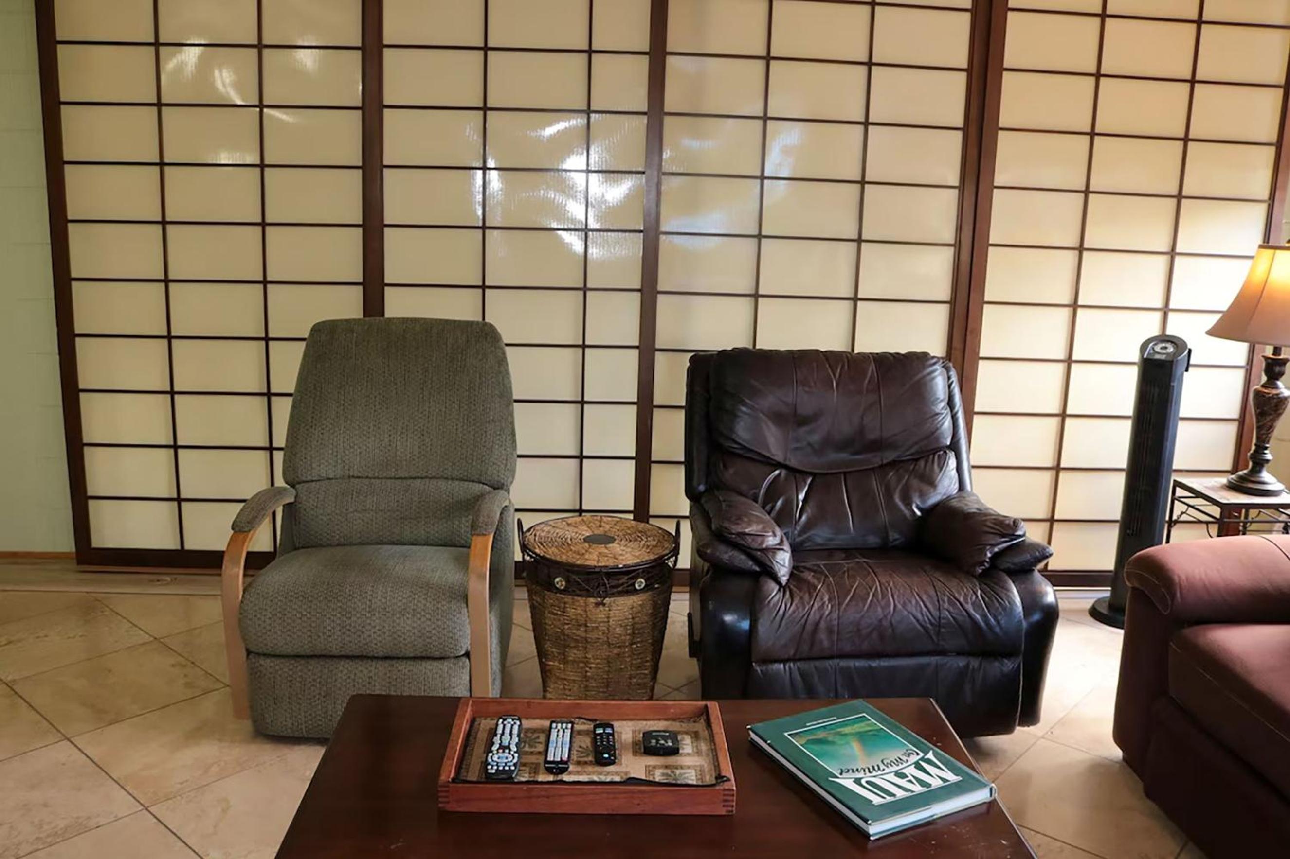 Haleakala Shores A-308 - Ocean/Mountain Views, Stylish 2br/2ba, Lanai, AC, Wi-Fi