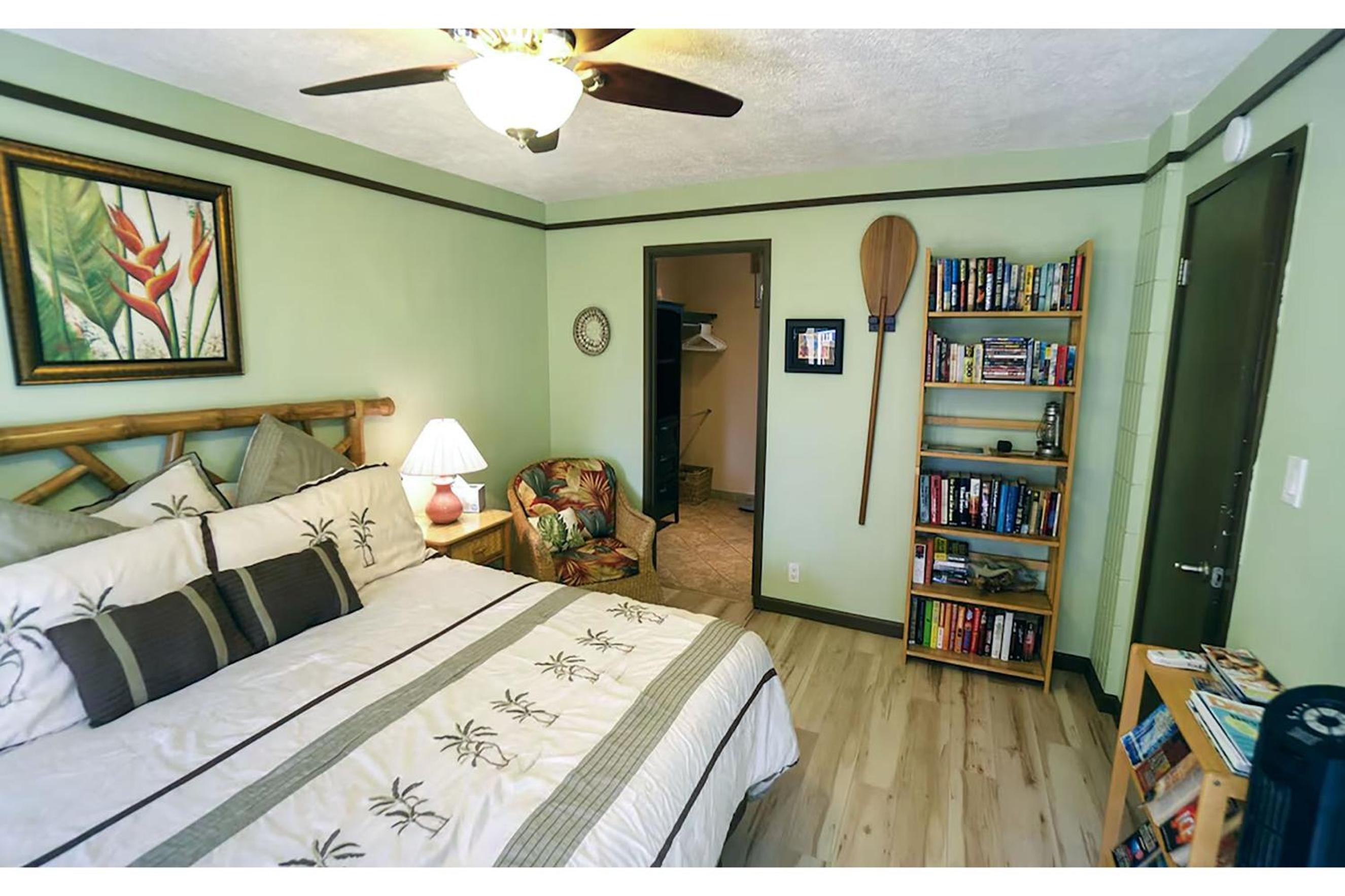 Haleakala Shores A-308 - Ocean/Mountain Views, Stylish 2br/2ba, Lanai, AC, Wi-Fi