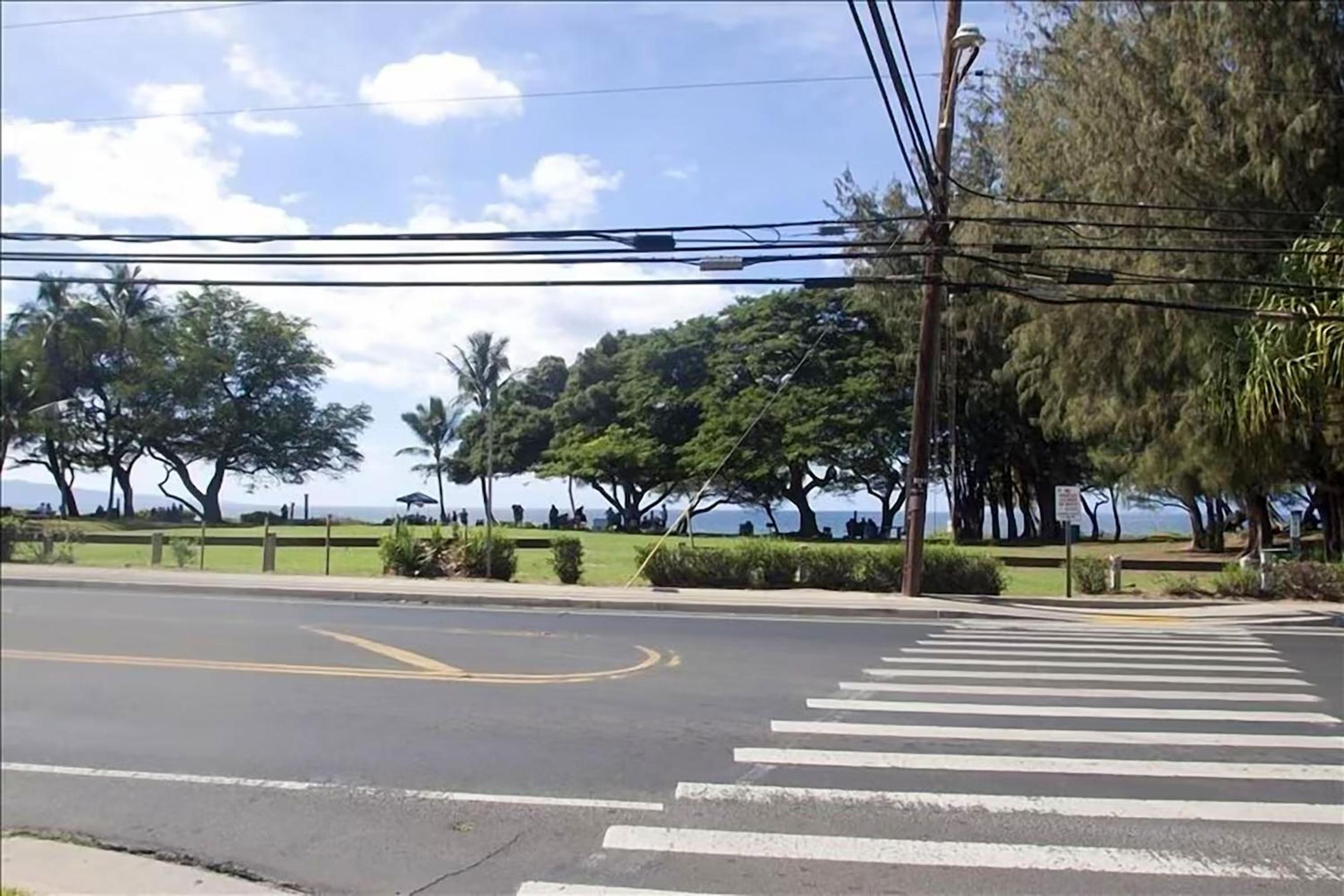 Haleakala Shores A-308 - Ocean/Mountain Views, Stylish 2br/2ba, Lanai, AC, Wi-Fi