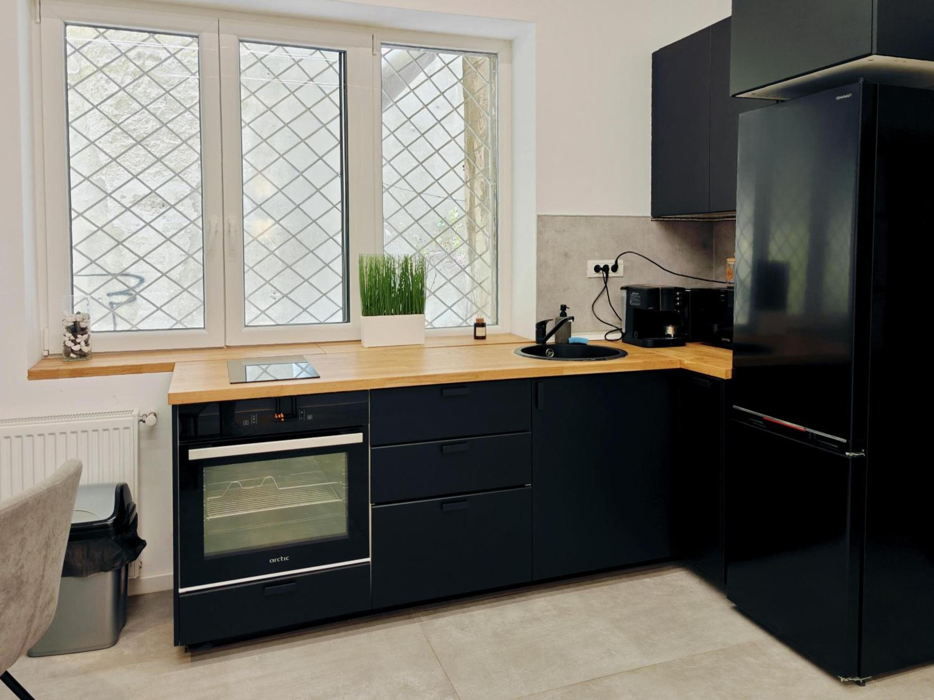 Old Town Apartments Brătianu - City Center Stay