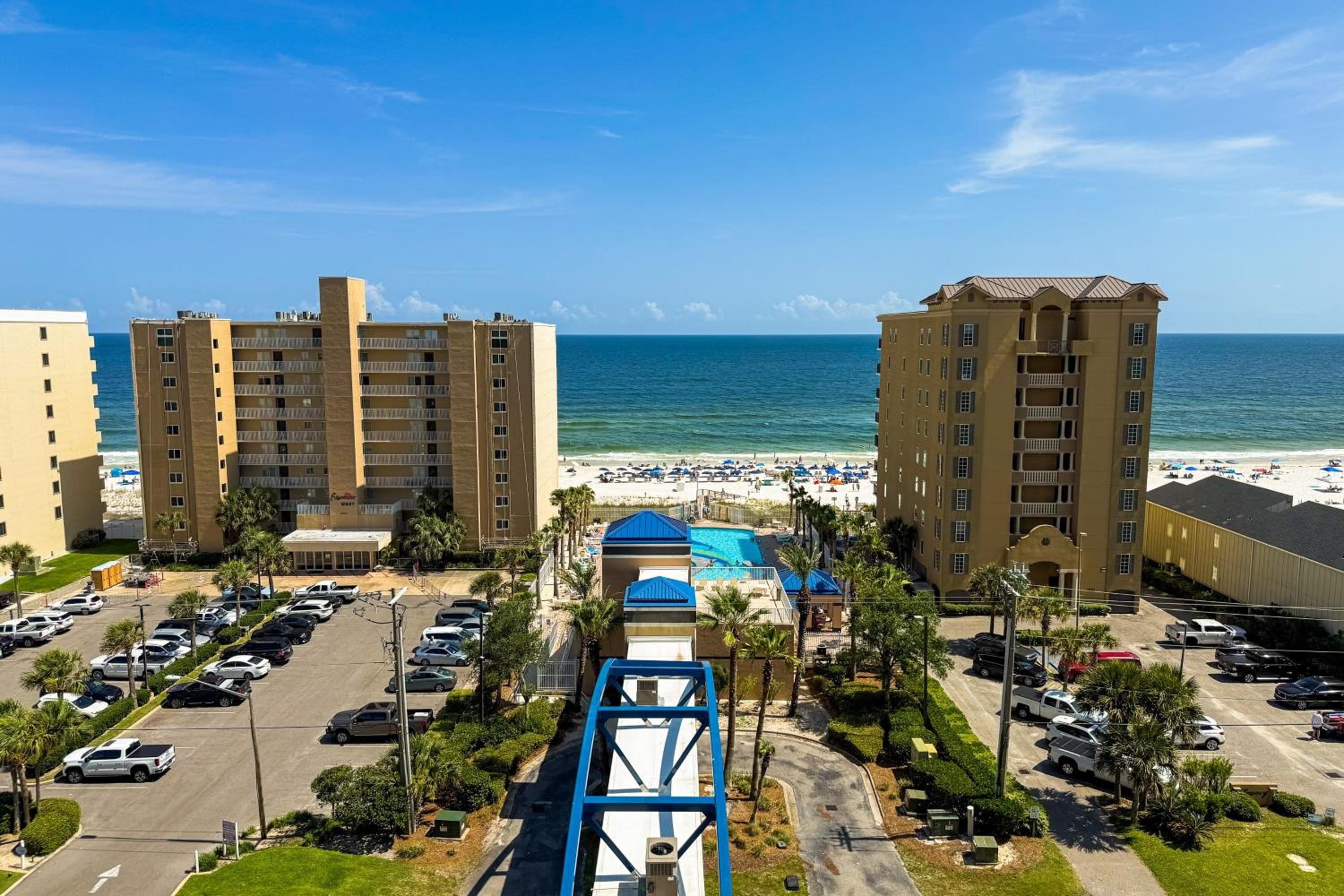 Walk to Beach Gulf Shores Getaway with Pool Access!