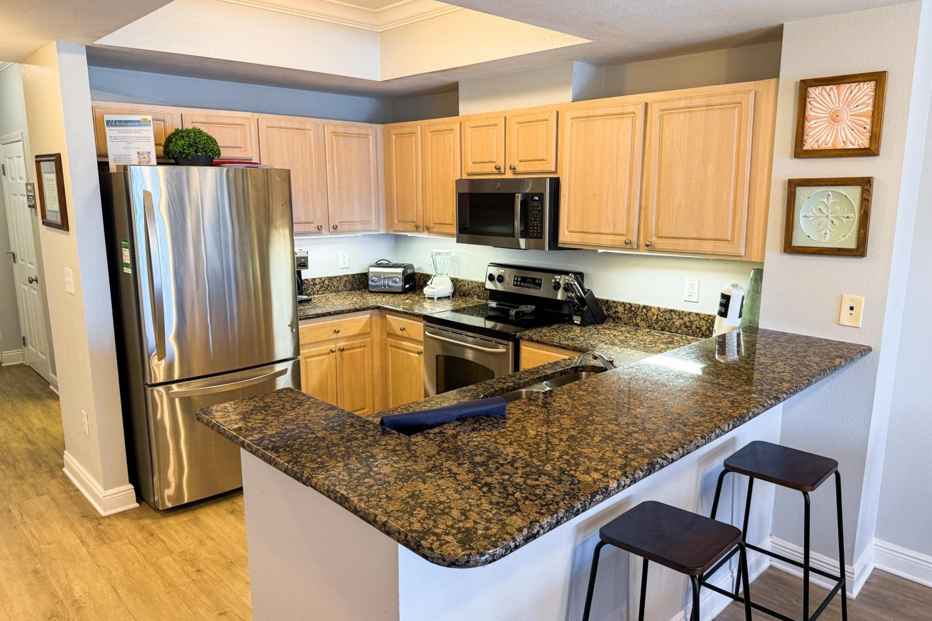 Walk to Beach Gulf Shores Getaway with Pool Access!