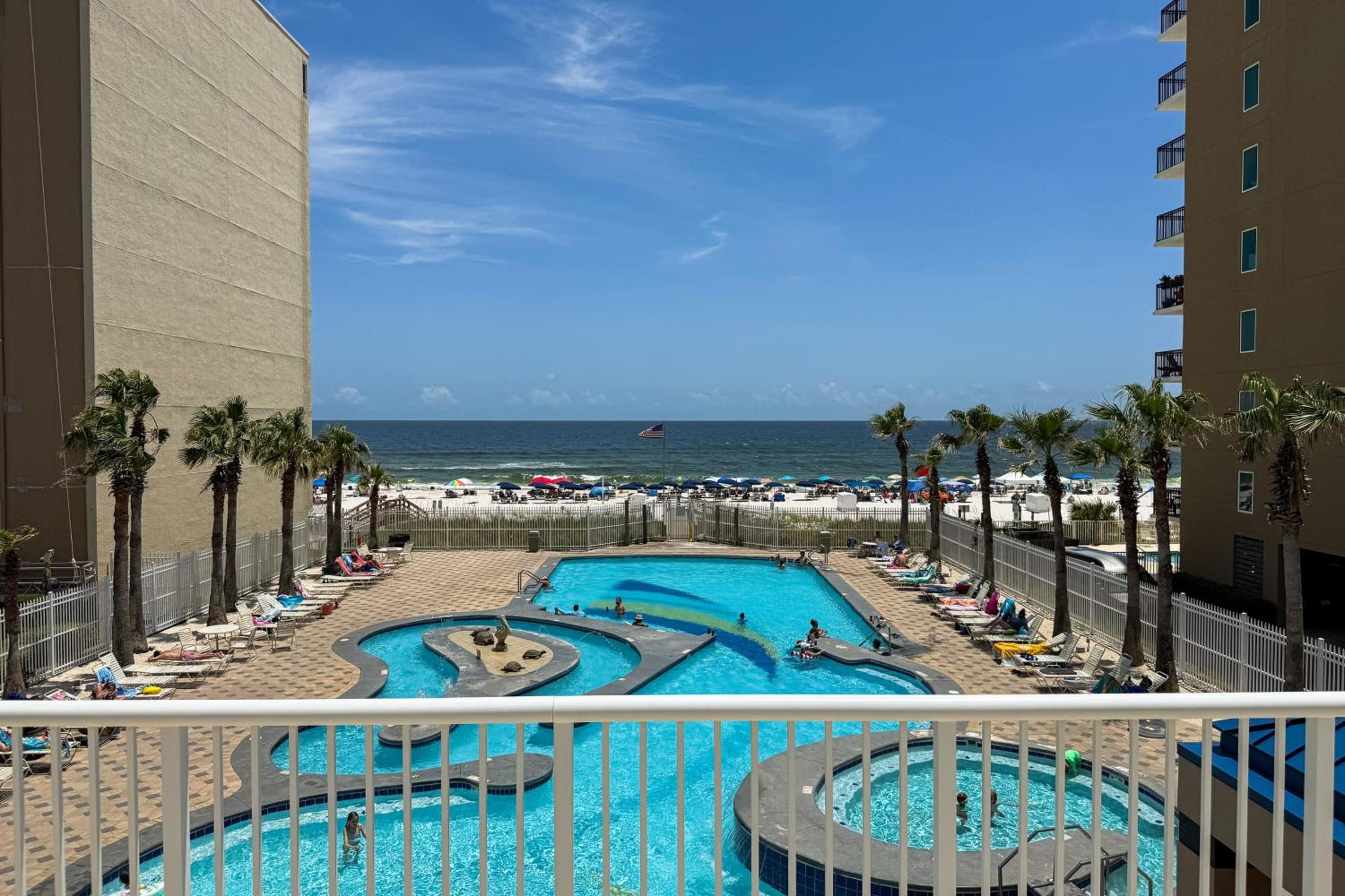Walk to Beach Gulf Shores Getaway with Pool Access!