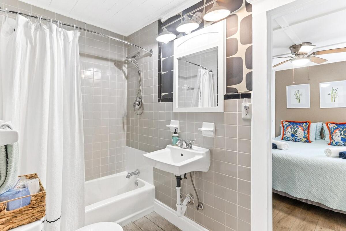 Happy Place- Midtown, Pet-Friendly, close to beach