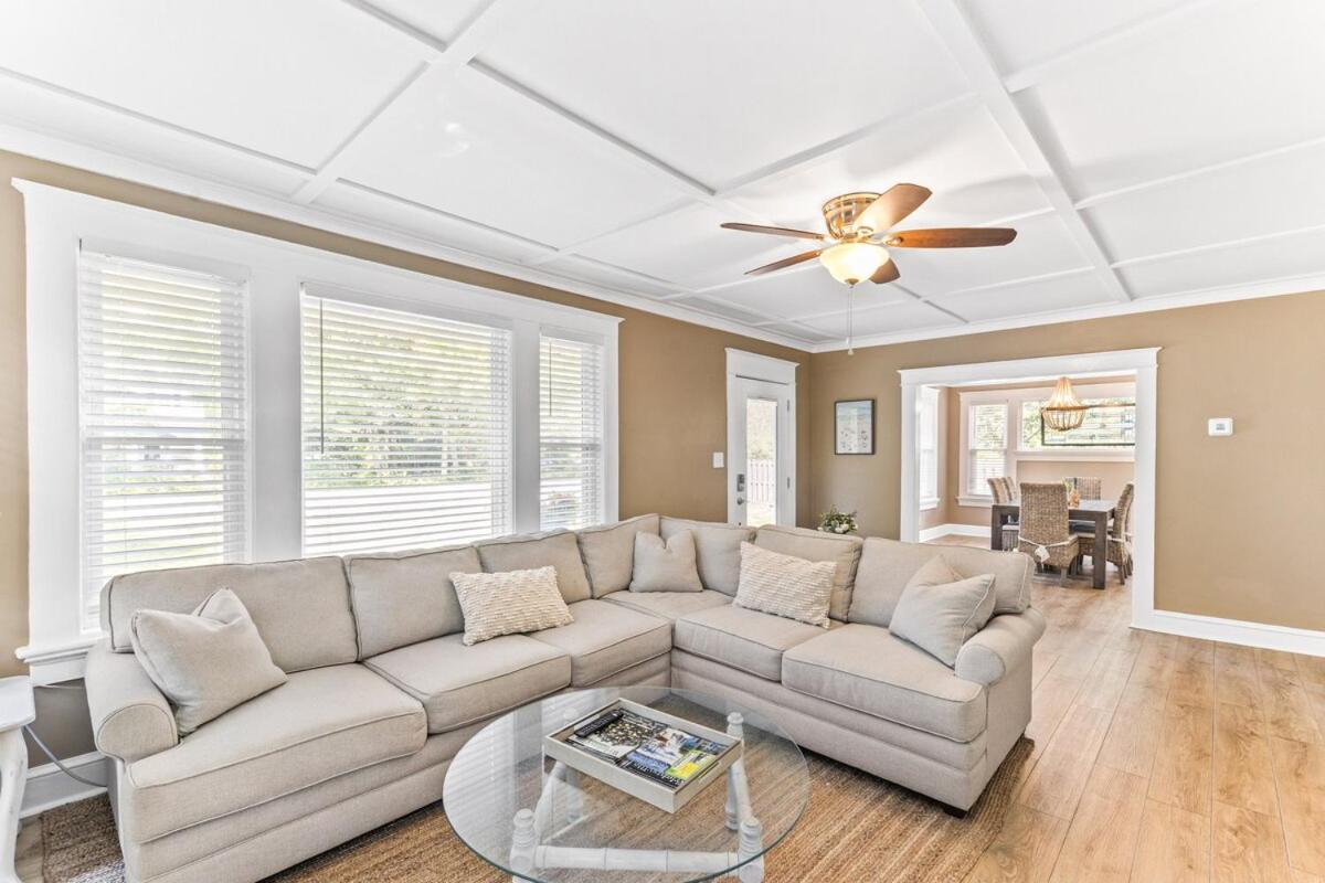 Happy Place- Midtown, Pet-Friendly, close to beach