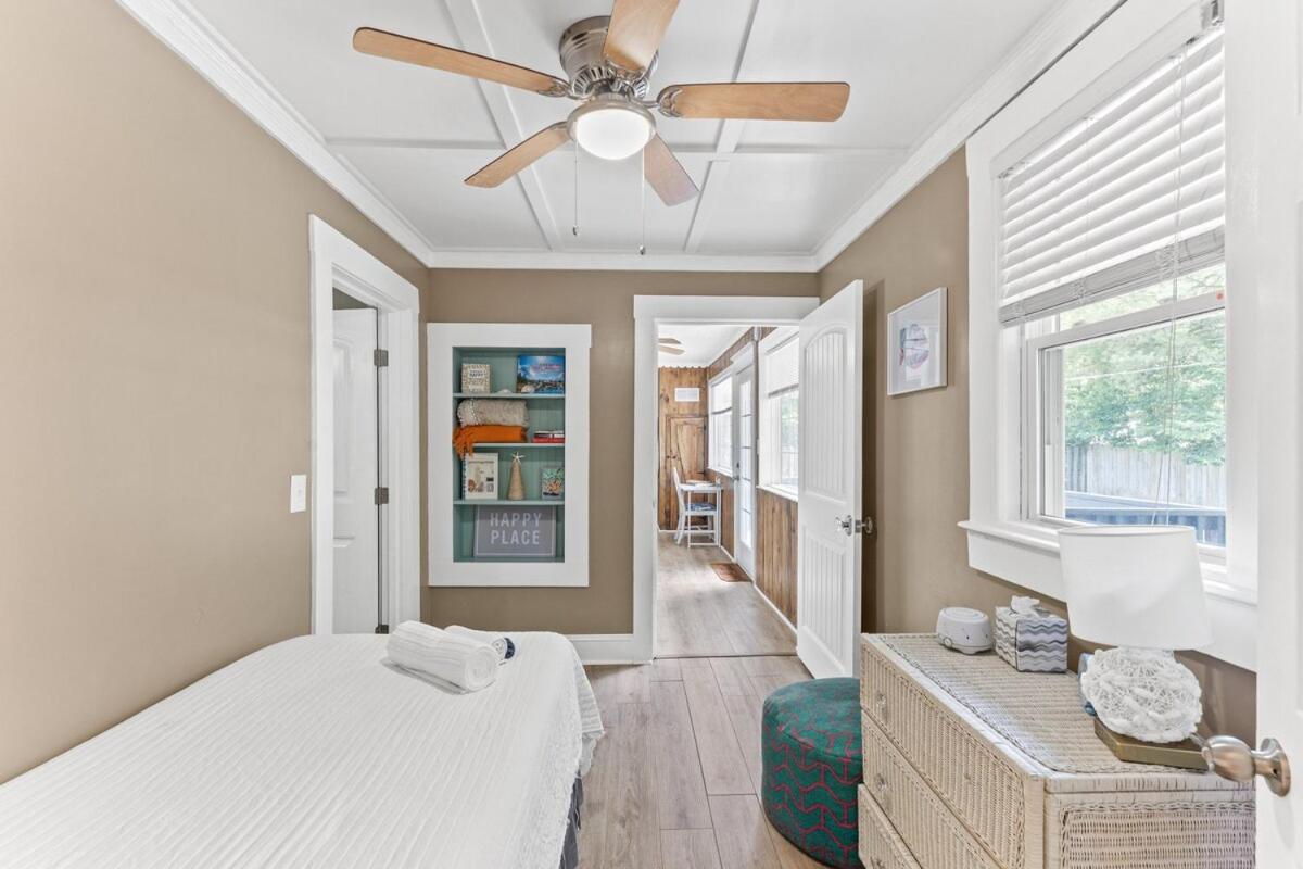Happy Place- Midtown, Pet-Friendly, close to beach