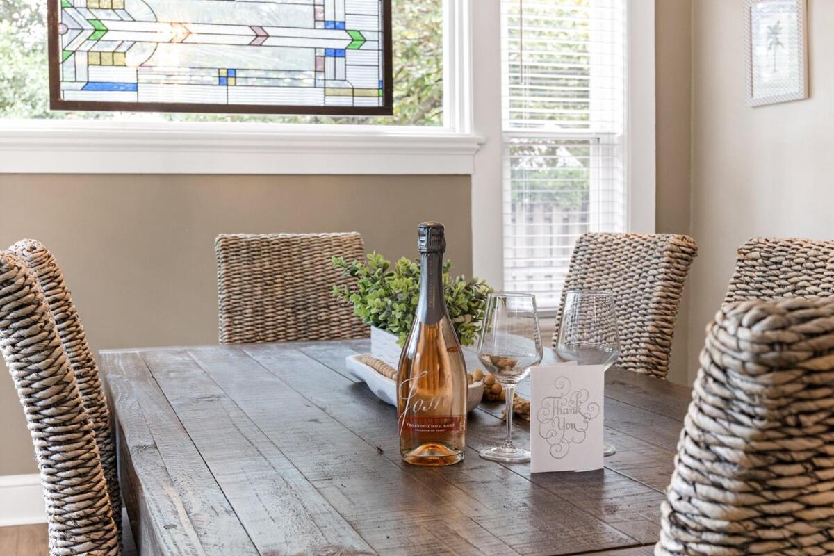 Happy Place- Midtown, Pet-Friendly, close to beach
