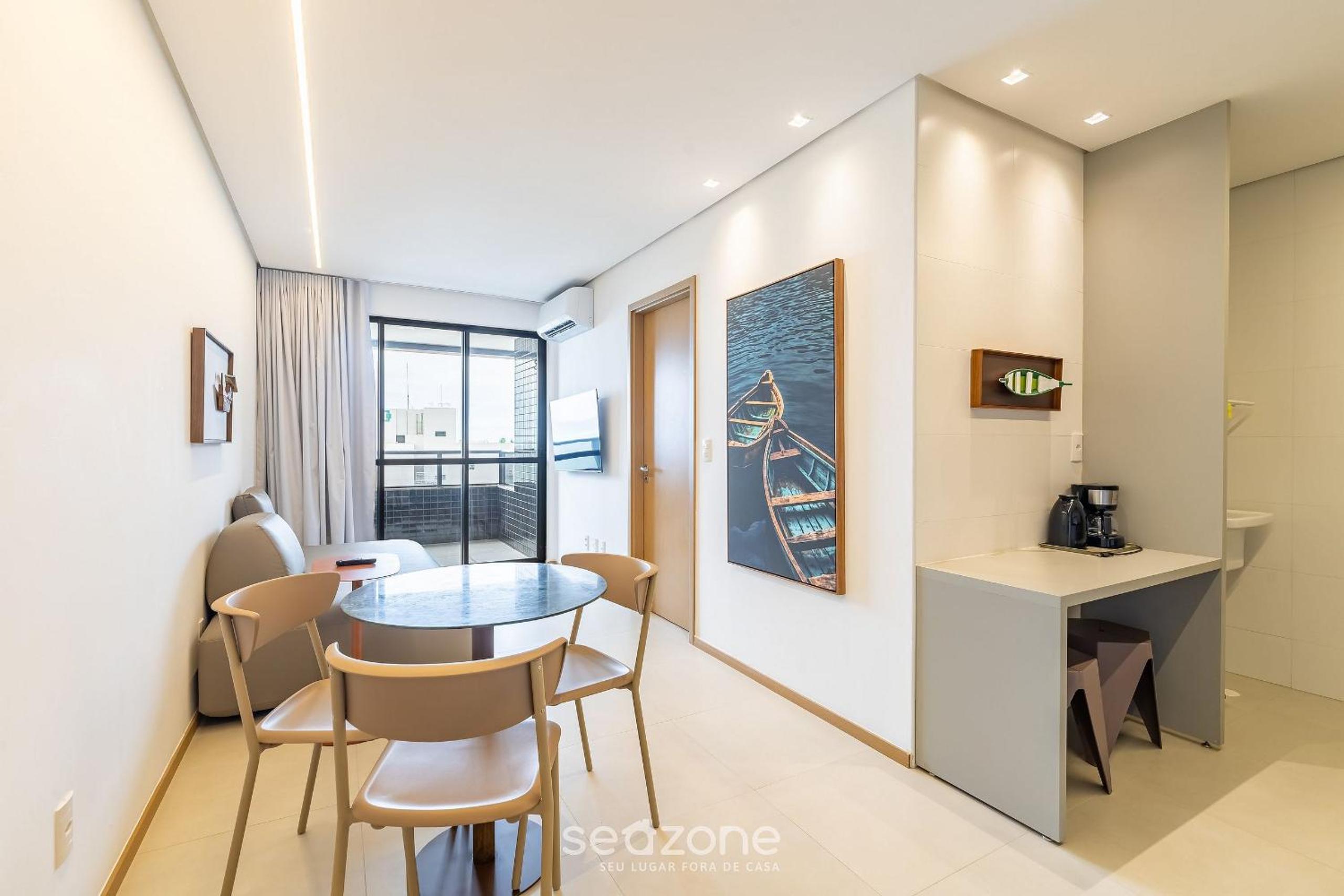 Apt with Balcony and Sea View, Maceió HIG1003