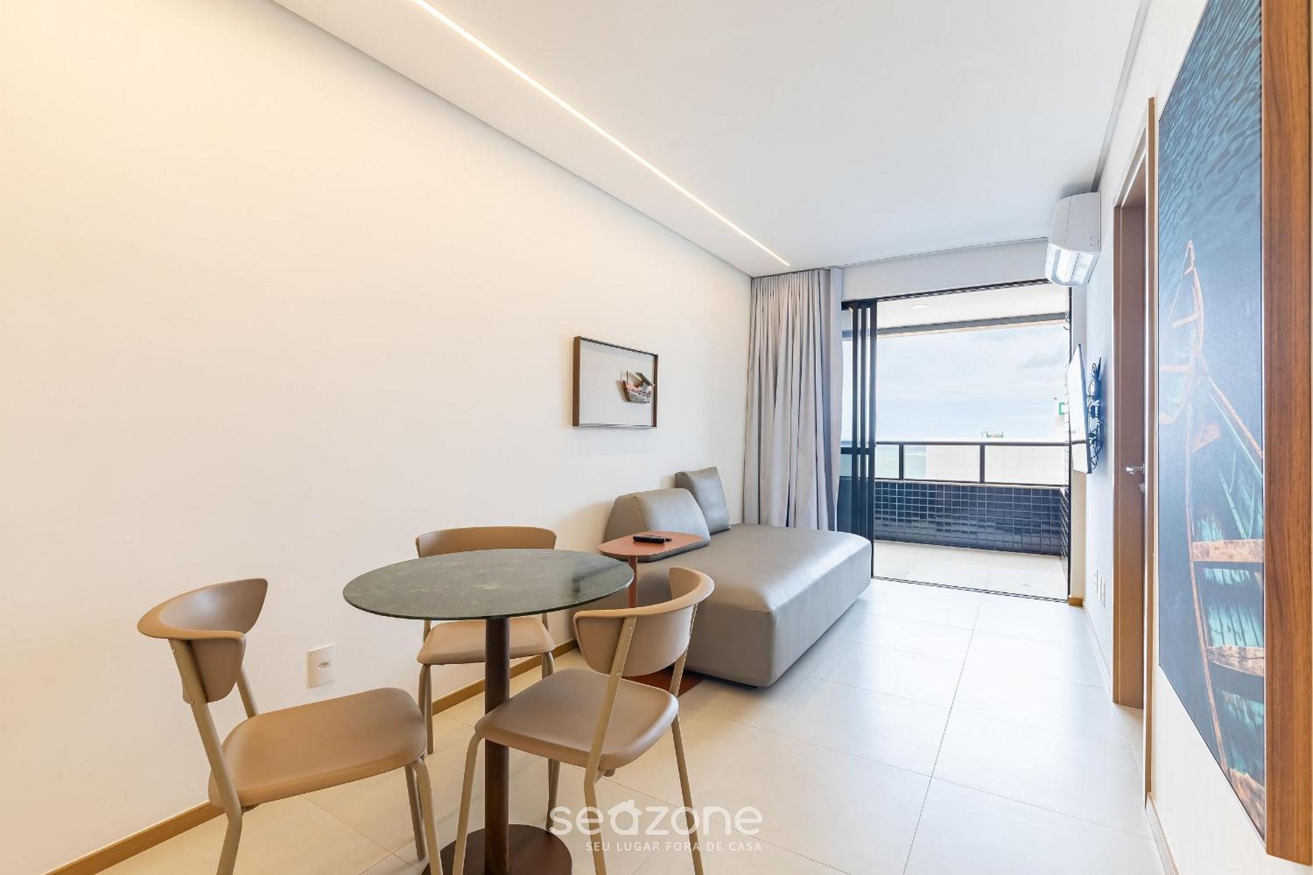 Apt with Balcony and Sea View, Maceió HIG1003