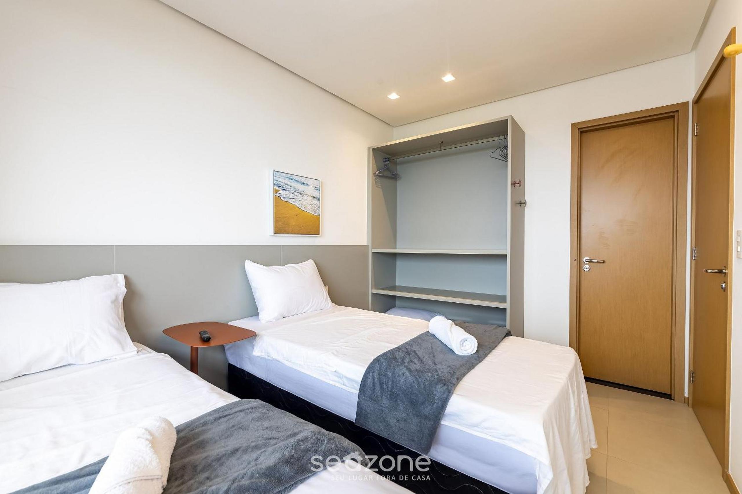 Apt with Balcony and Sea View, Maceió HIG1003