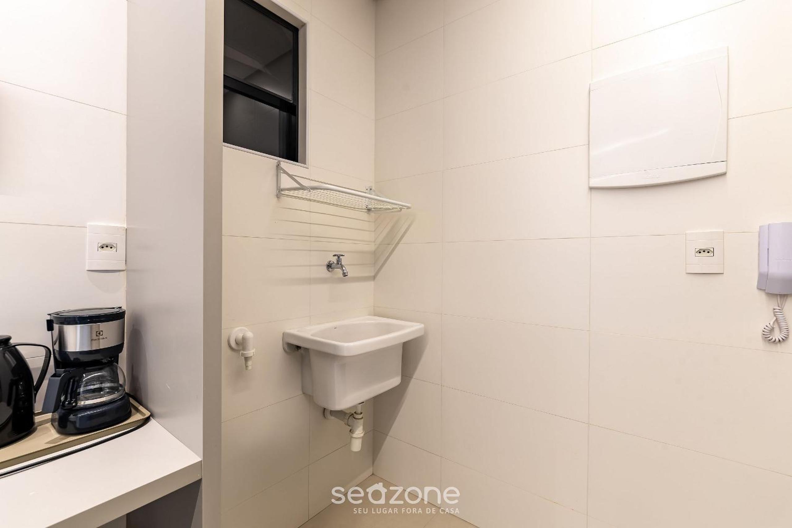Apt with Balcony and Sea View, Maceió HIG1003
