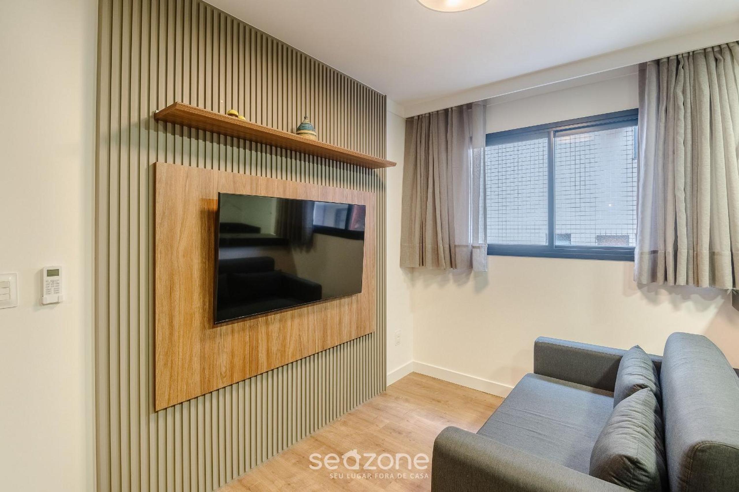 Building with New Apartments 300m from the Beach - EEP