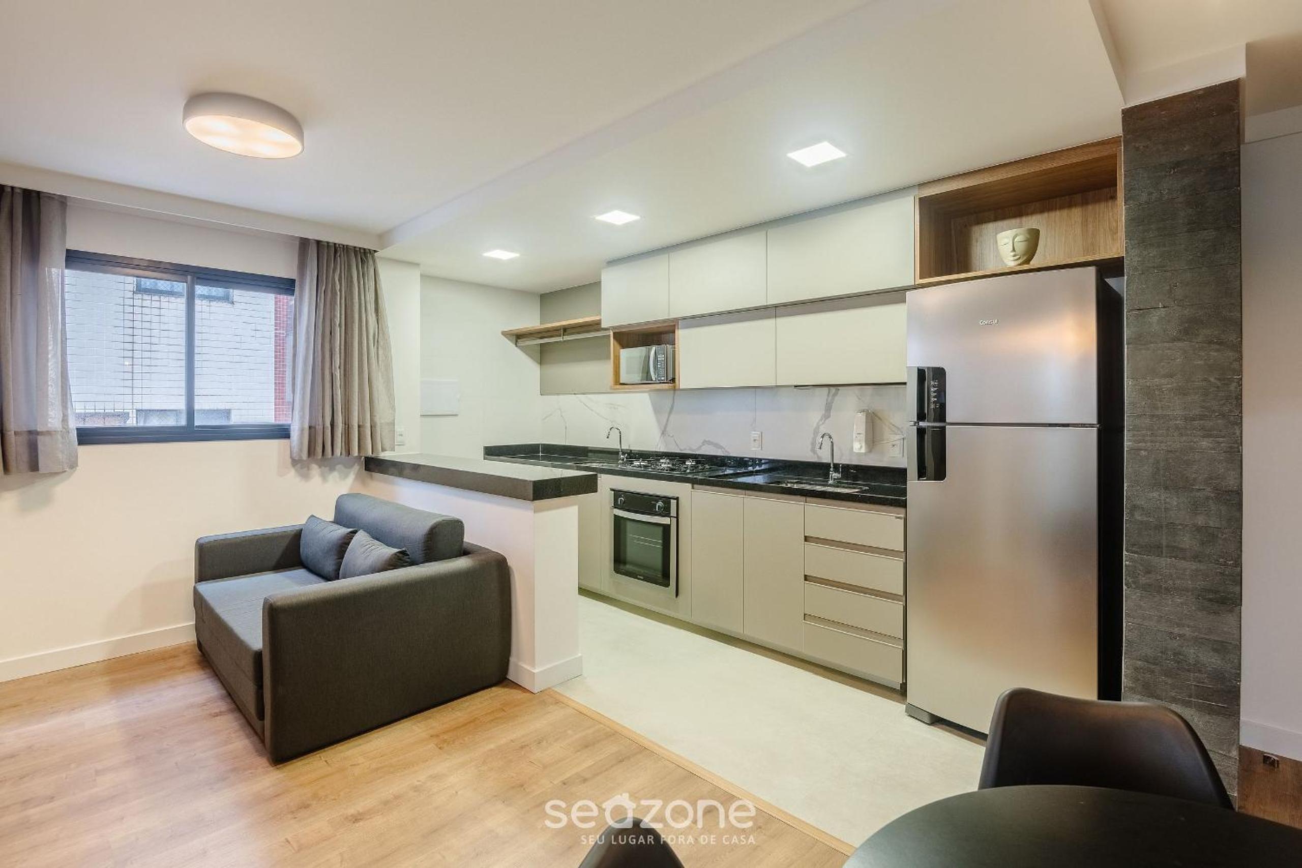 Building with New Apartments 300m from the Beach - EEP