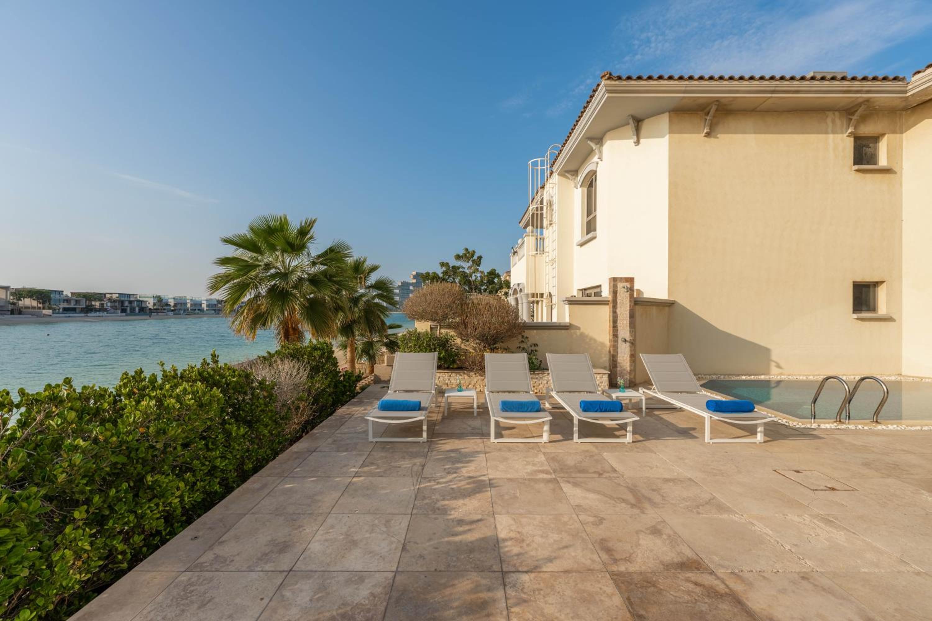 Maison Privee - Ultra-Luxury Villa with Private Pool & Beach on Palm