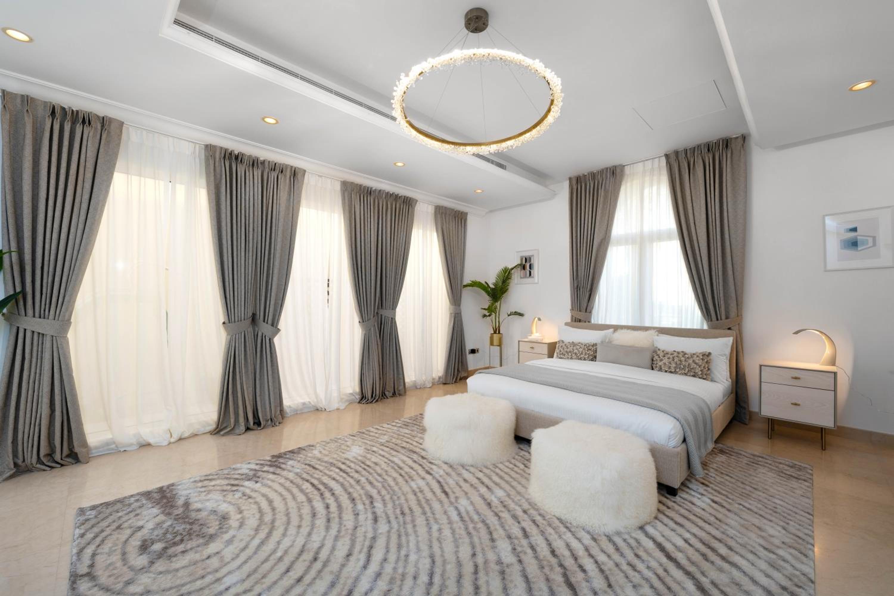 Maison Privee - Ultra-Luxury Villa with Private Pool & Beach on Palm